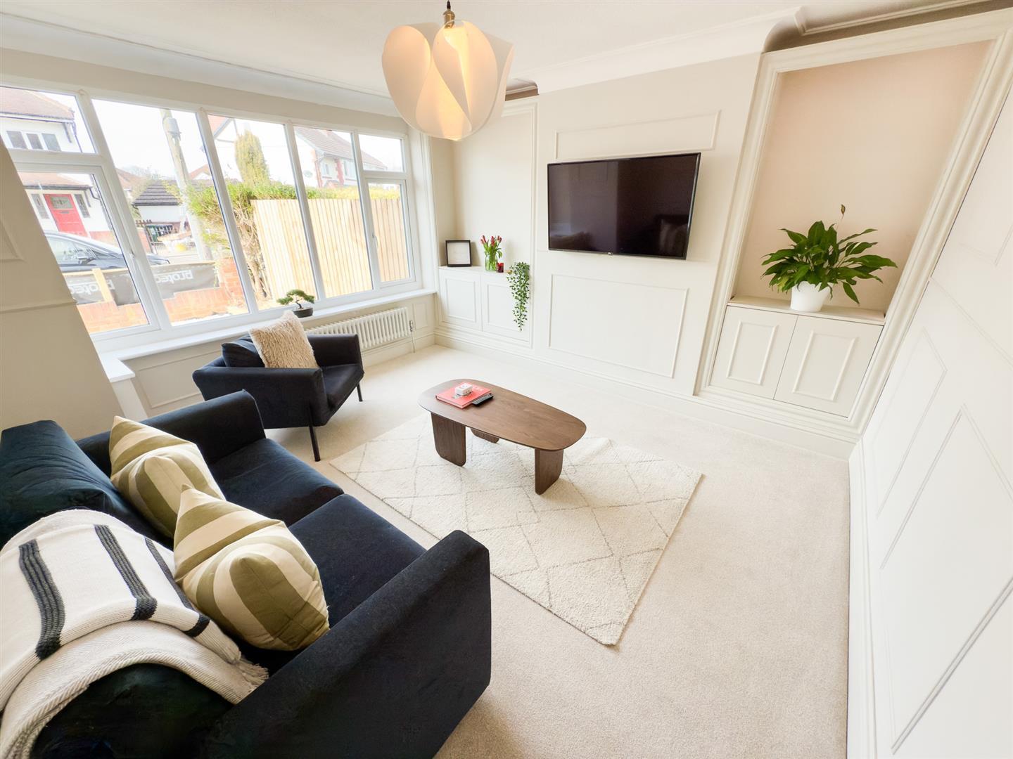 Property Image 0b3b5af9-b6a5-4d7b-99c4-f6fe9015bd01