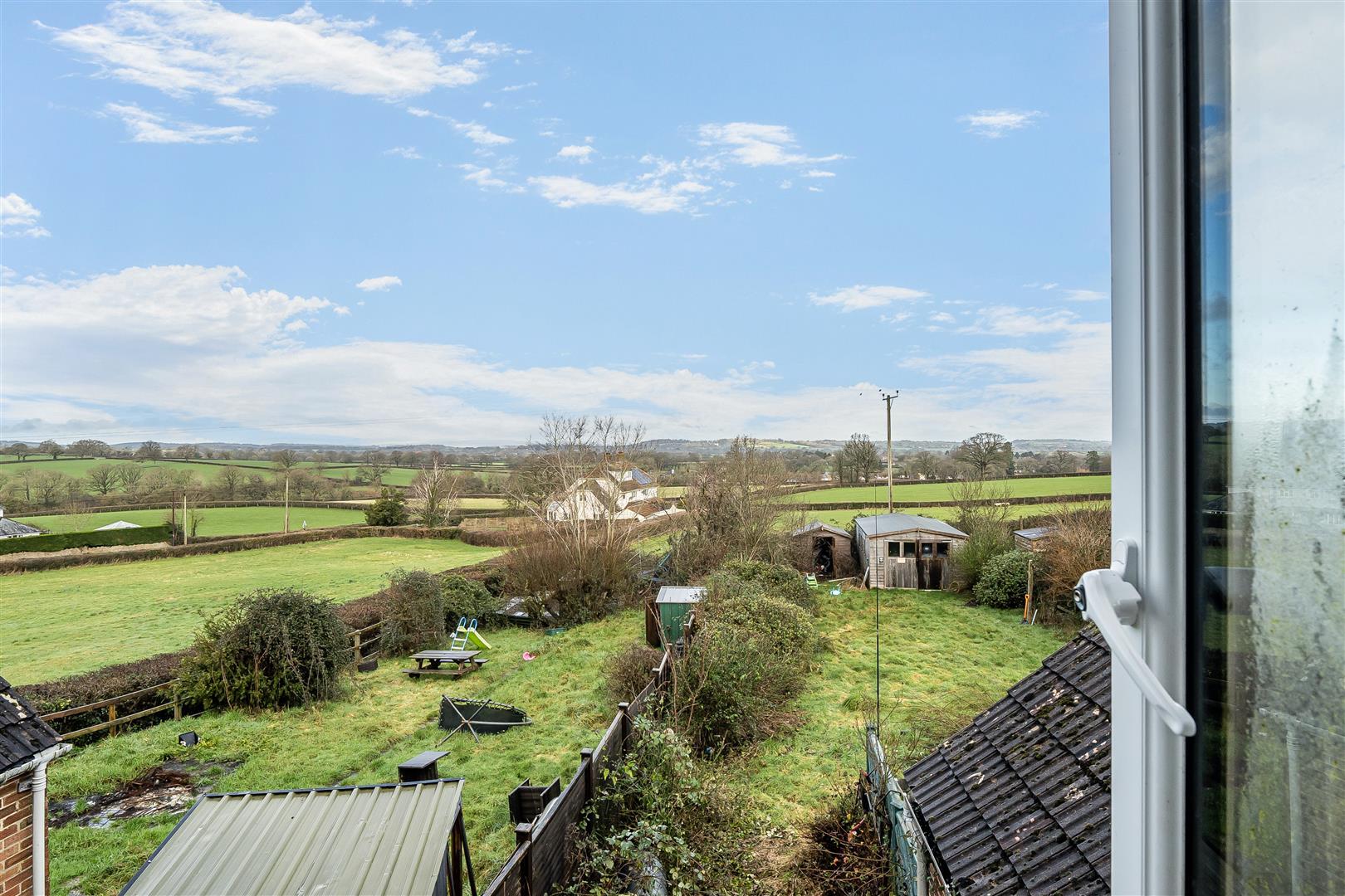 Property Image 0b3f93f2-da7b-4cd4-96d8-14644dfff349