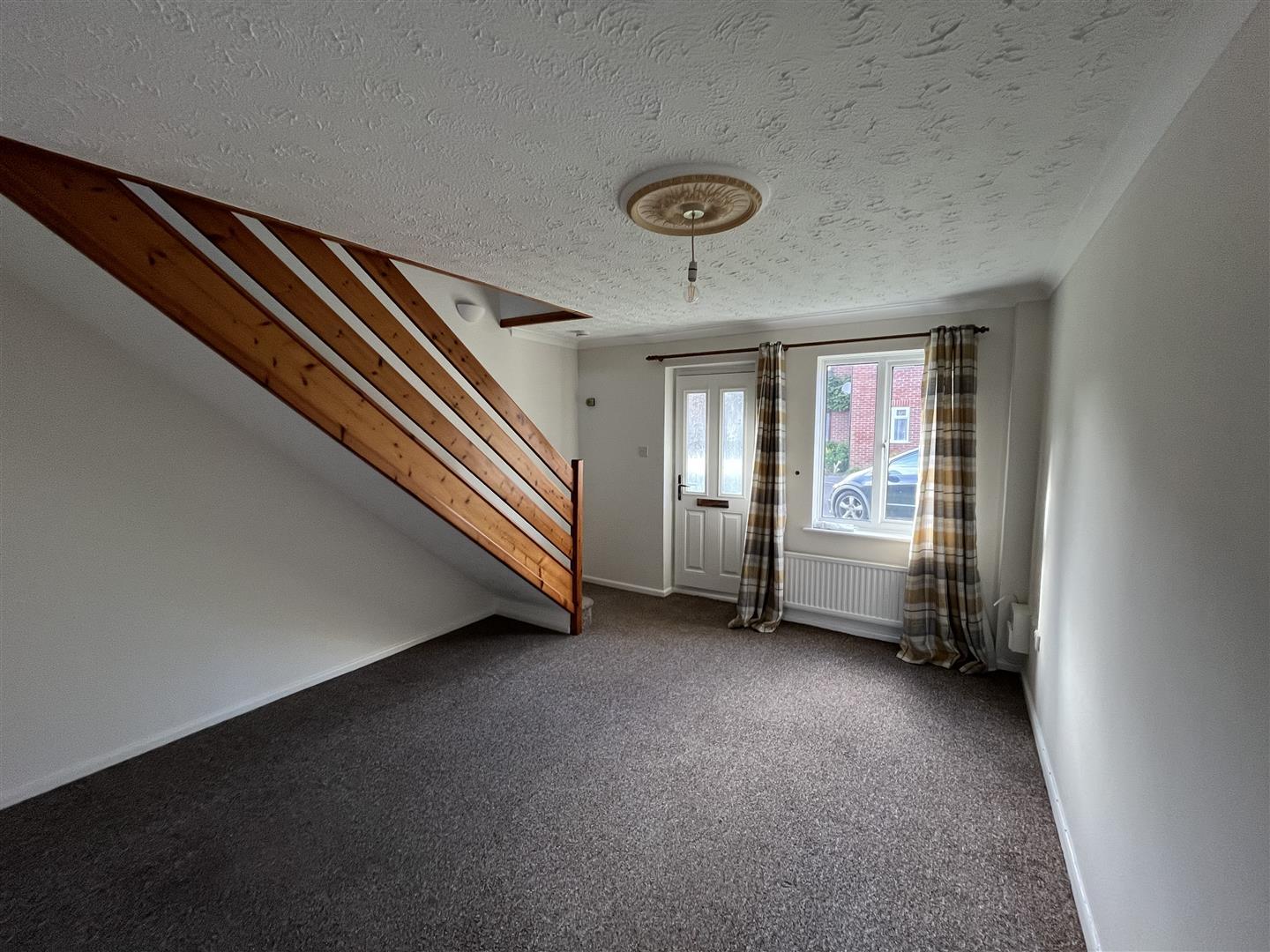 Property Image 0b3fe76b-e4d6-432a-8c1a-4dc90b04d89f