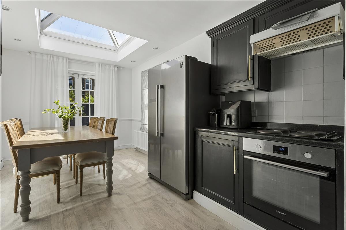Property Image 0b45e841-fff8-4694-8134-fcad5ed964fc