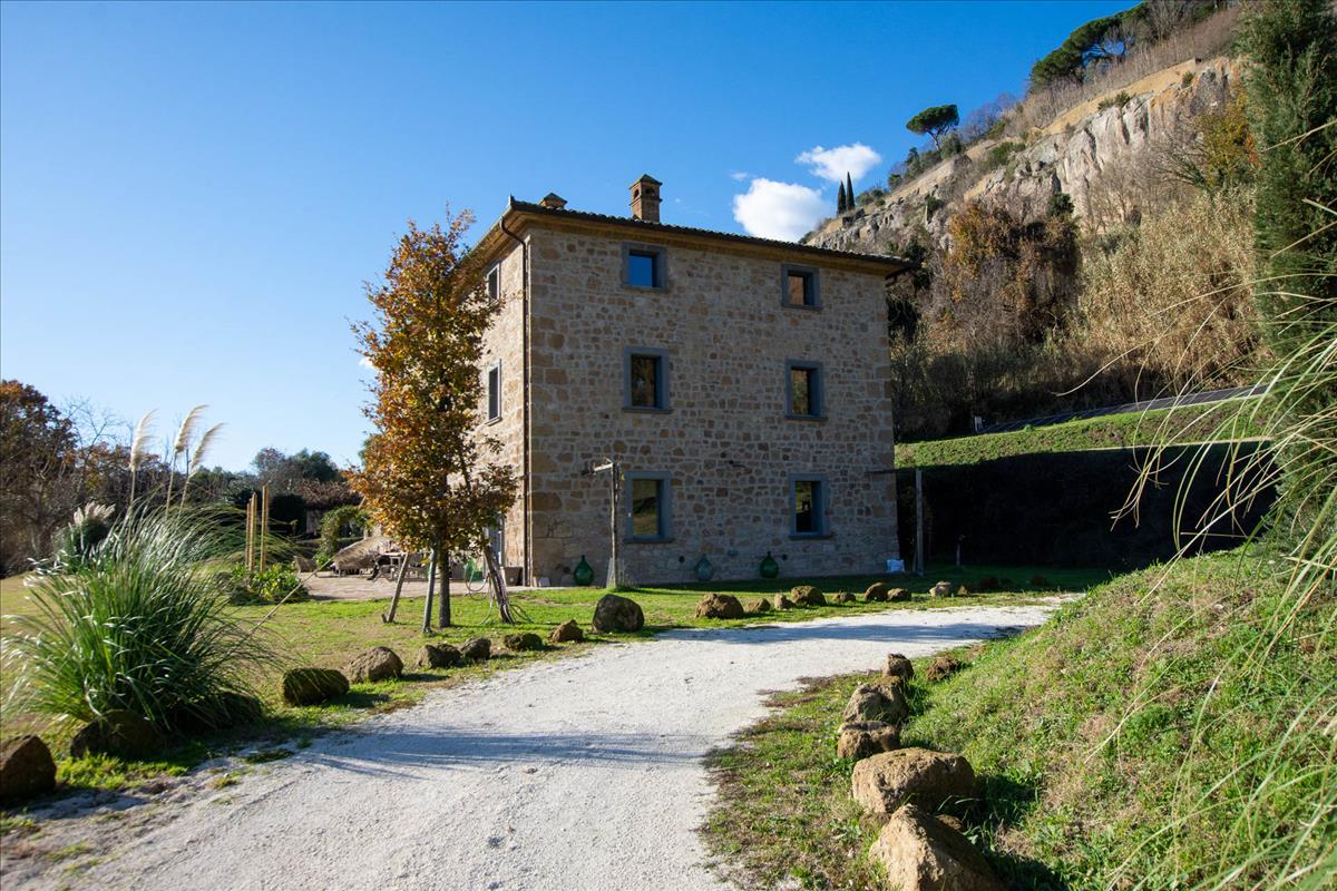 Property Image 0b4a16ee-2d8a-4d7c-988f-accc145bbf2d