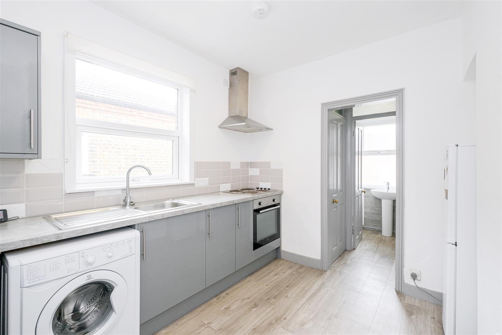 Property Image 0b5085a9-8c1d-433f-8589-e3adbde61321