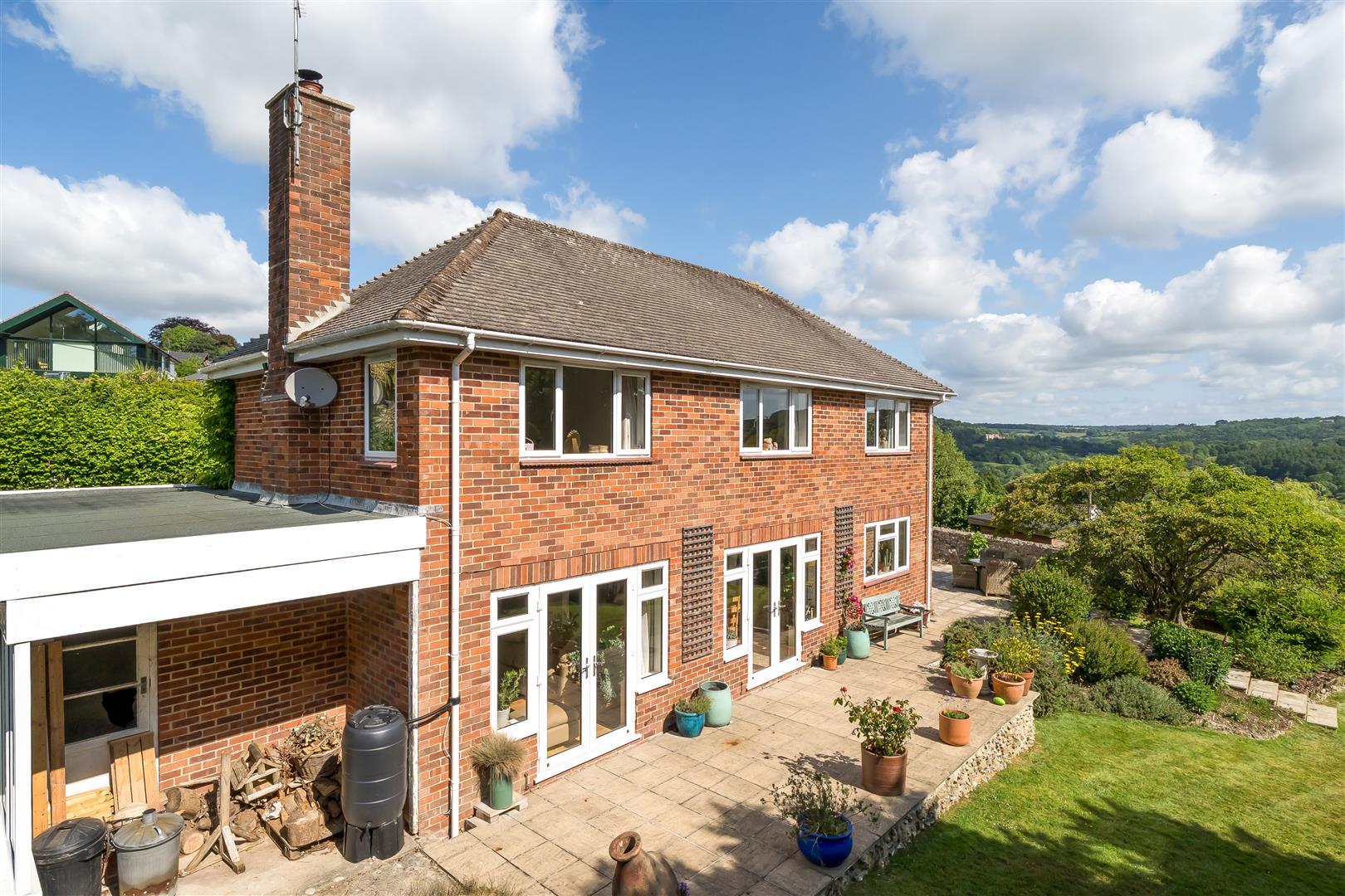 Property Image 0b62b2ae-e1c3-46f6-bed0-1f659c31e945