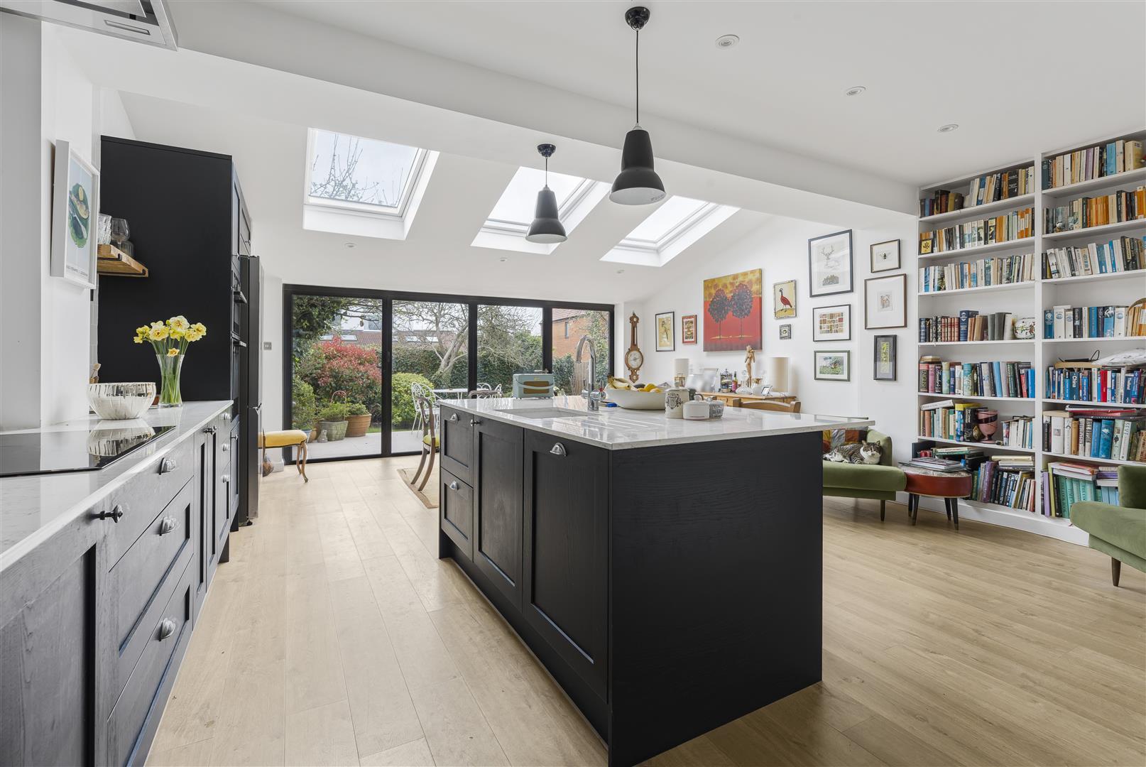 Property Image 0b668346-56b3-4d8a-be79-00b64b8cdb13