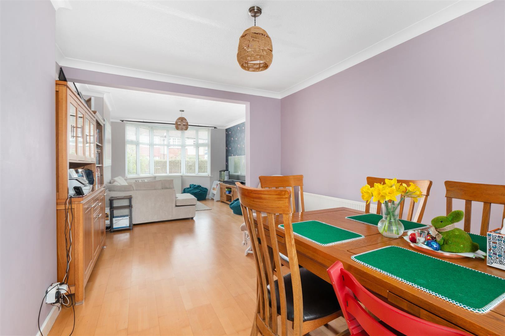 Property Image 0b7f0df1-39c0-45a9-98b3-617ed5b8afcf