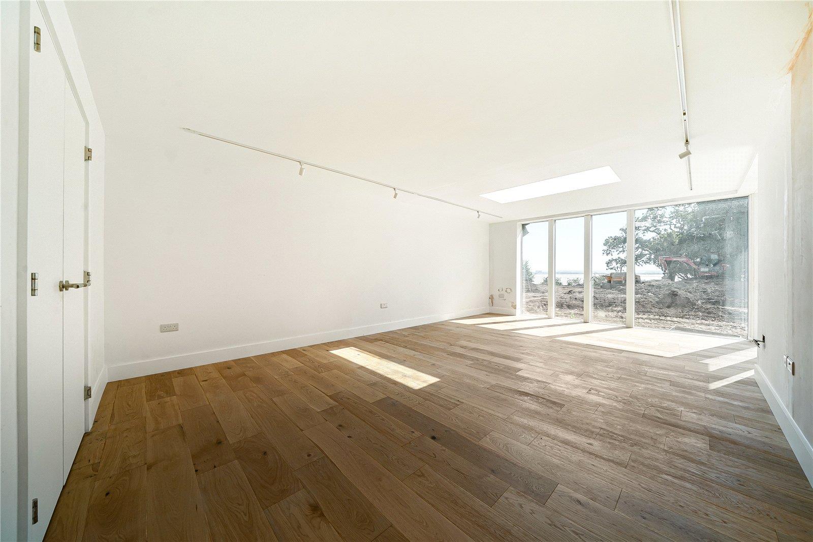 Property Image 0b851dca-8a02-4452-854f-4088ccc7a96a