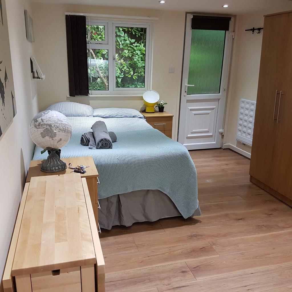Property Image 0b8ec3fa-949f-4e60-bd54-ea12698deb63