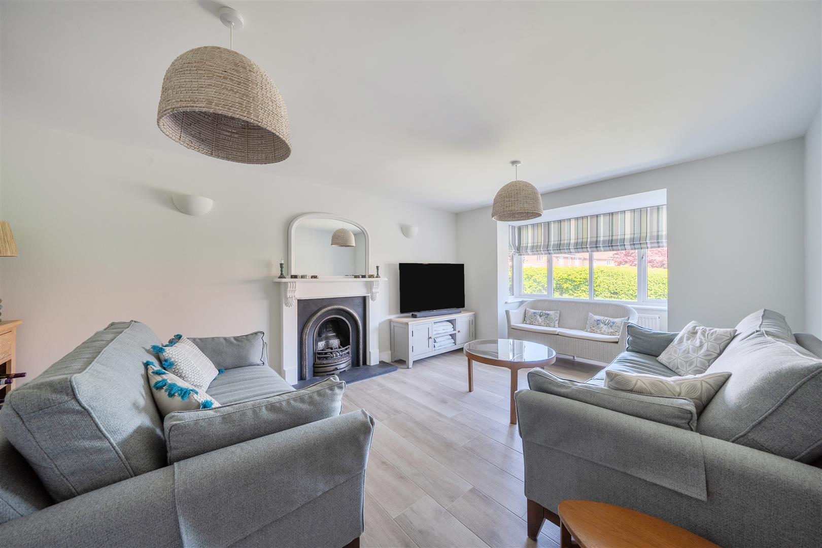 Property Image 0b9766fb-efa3-4a4c-a287-874fb0027123