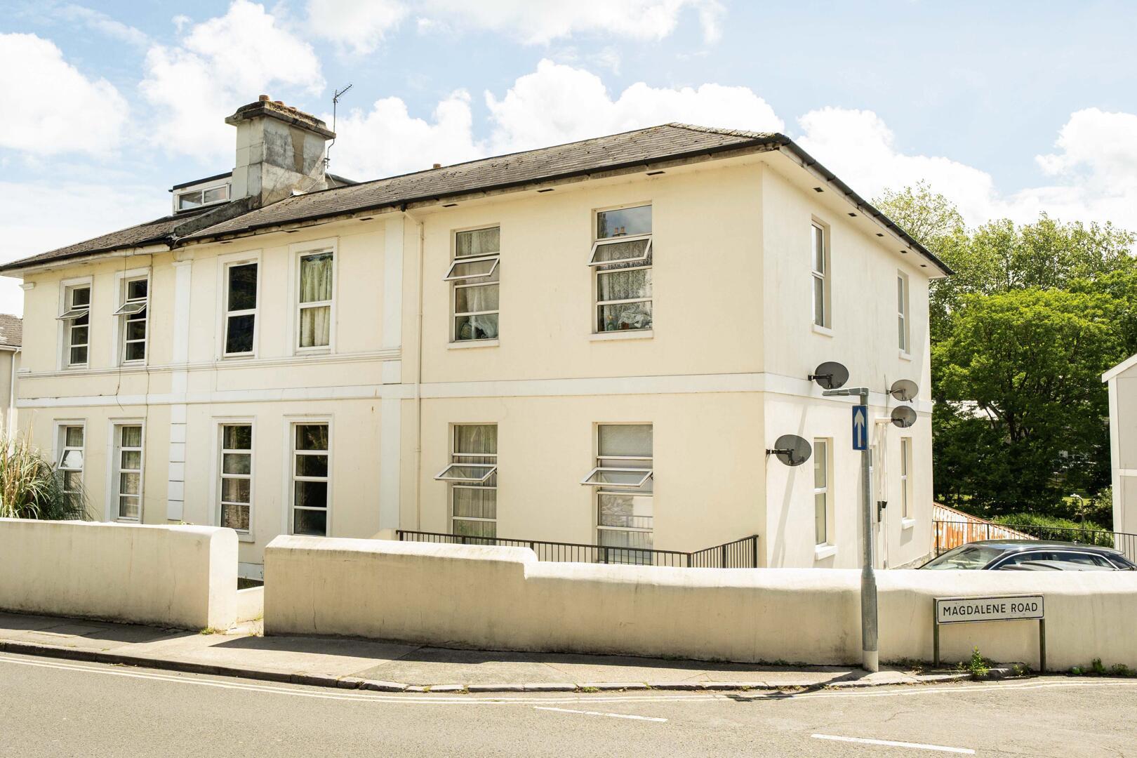 Upton Road Torquay, Devon, TQ1
