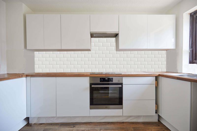 Property Image 0b9dd716-e236-4ad8-bfa9-5e2fc61c05d1