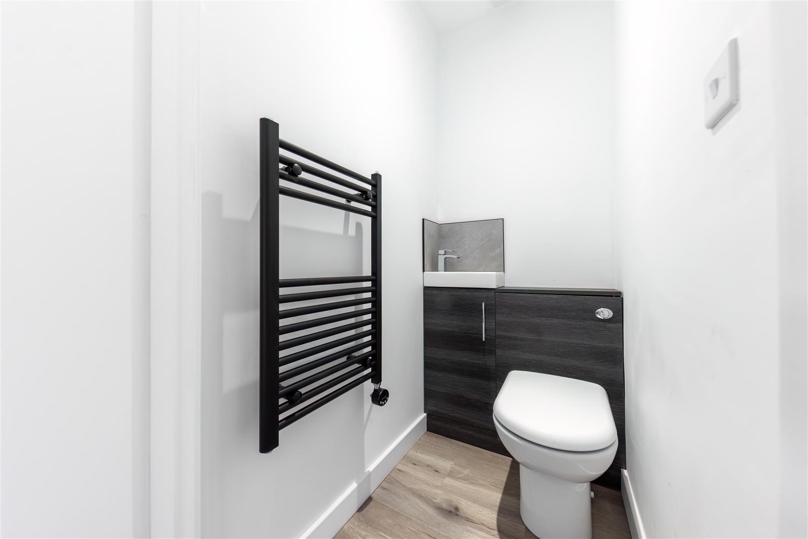 Property Image 0ba0f7f7-0dc4-49d1-b63e-9ce5fd62eb7d