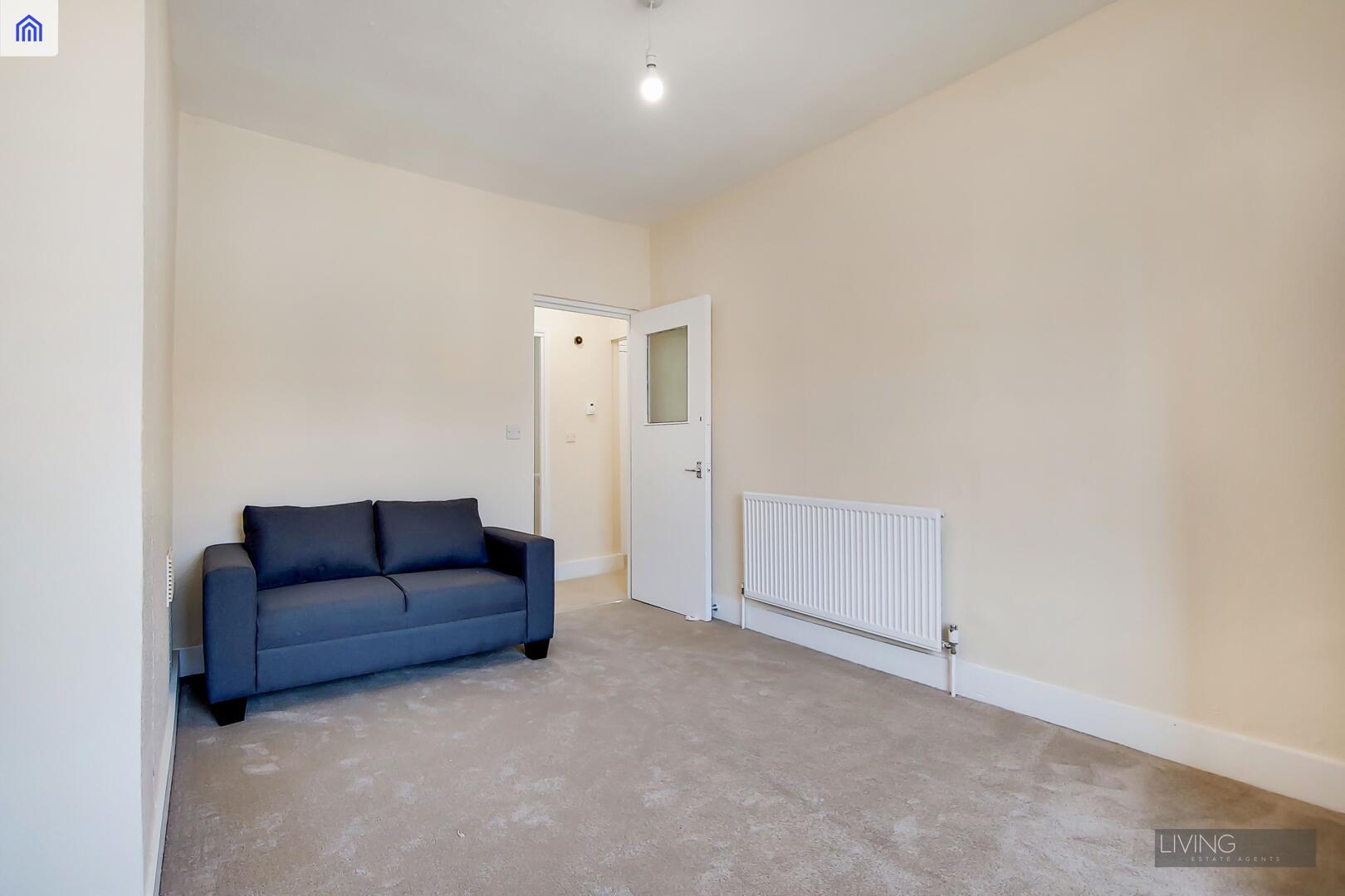 Property Image 0bb4d83d-b3b7-42ec-b902-d97306a10a6c