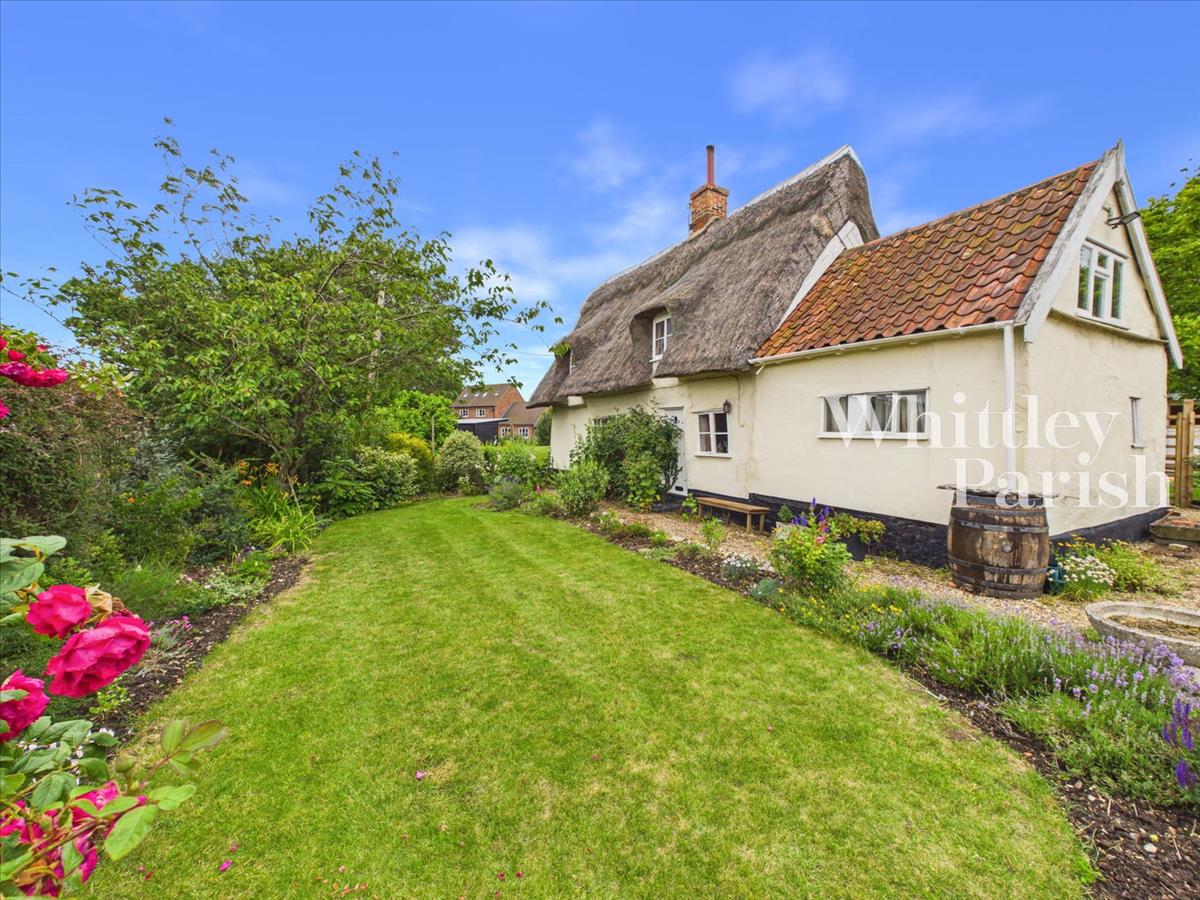 Property Image 0bb8cf86-b8b9-4b54-b93c-a8832b2f0b9a