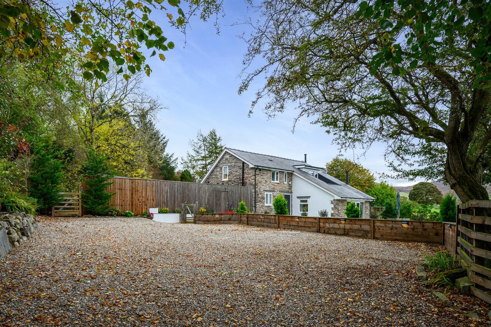 Property Image 0bbfb162-42ae-4365-90ba-8531c19c41eb