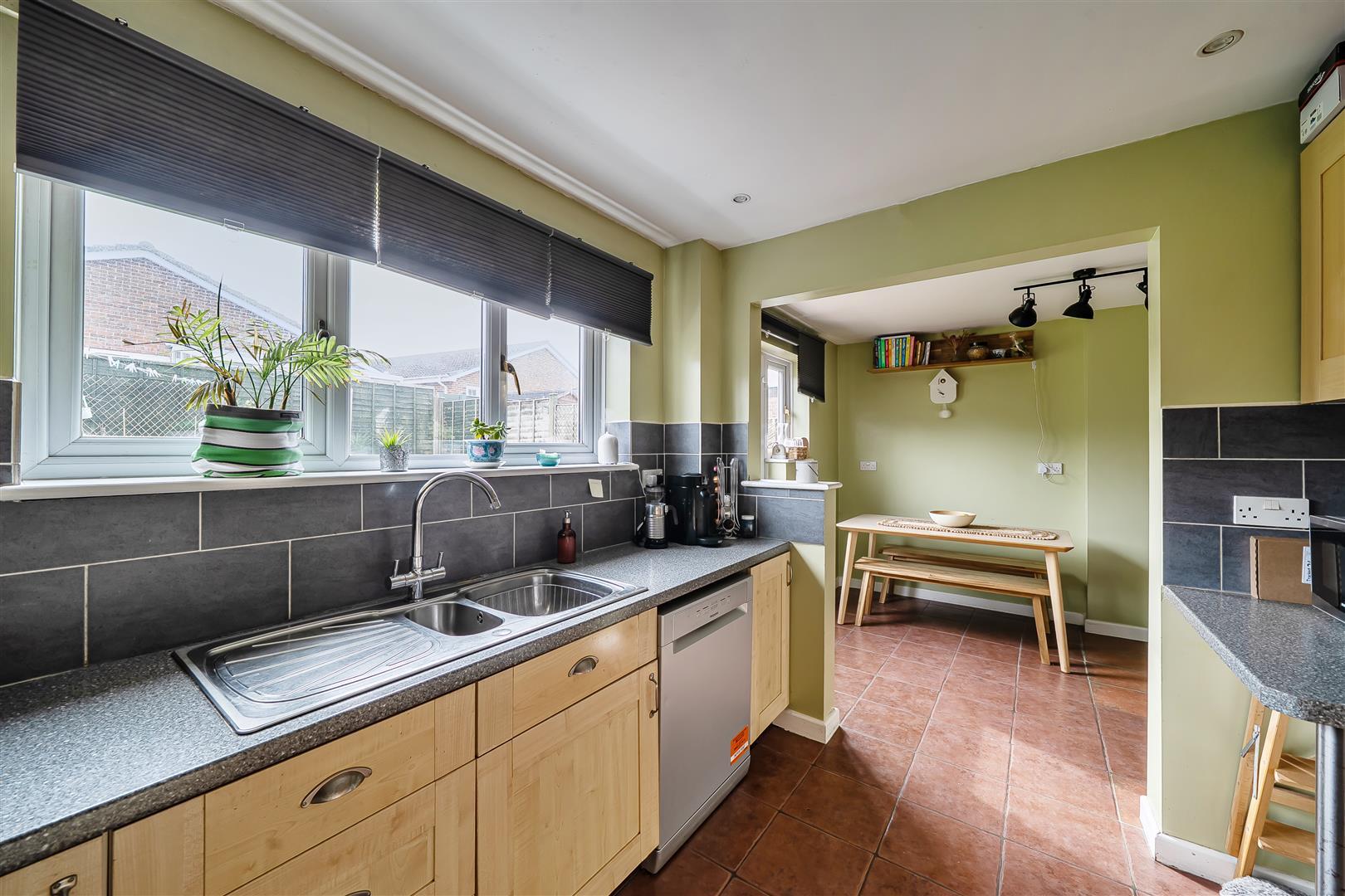 Property Image 0be5ad8a-5bb7-45d0-be48-e2e8efa252e0