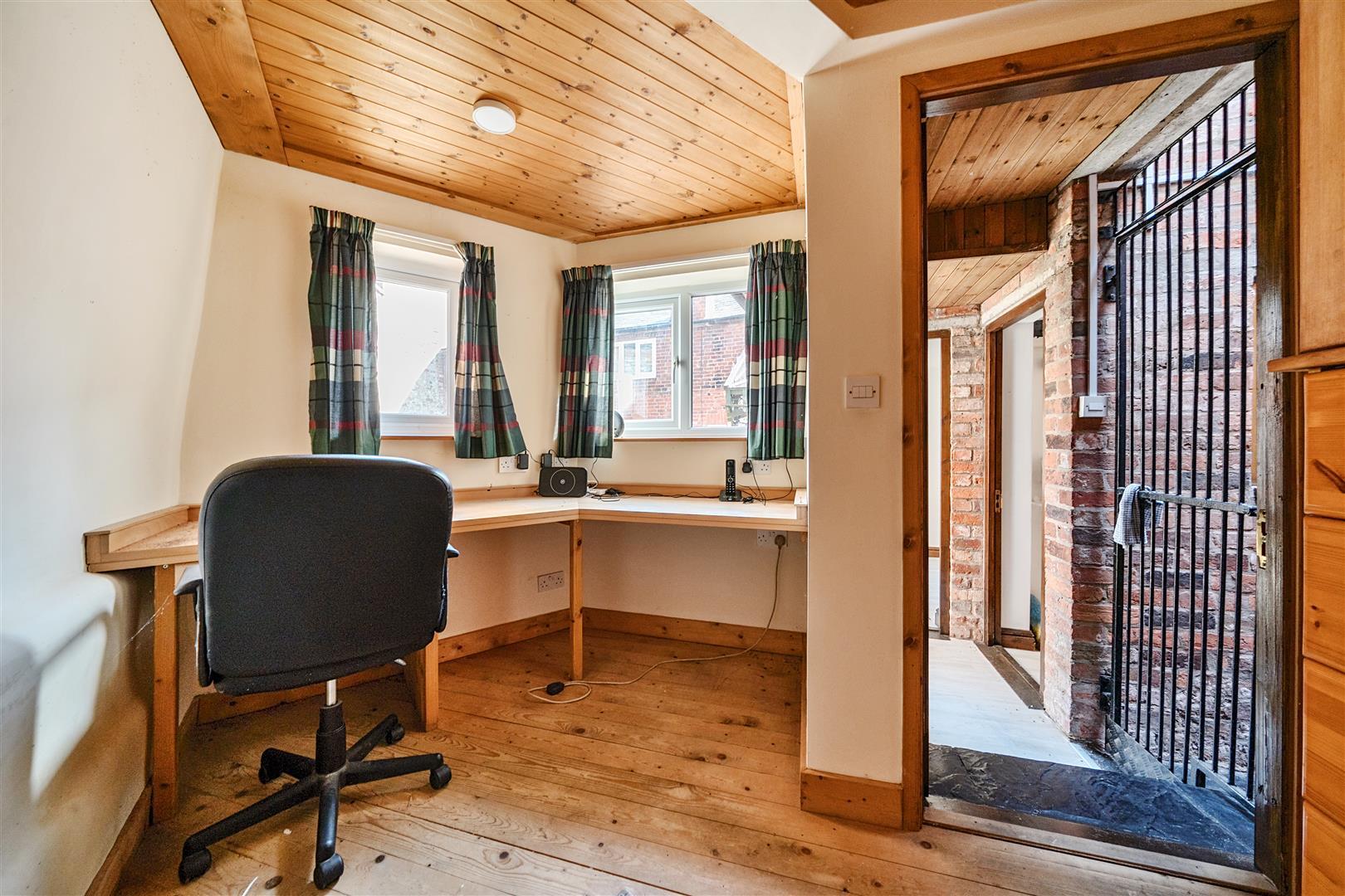 Property Image 0bf12580-1ab2-4c05-81ac-bb2a3bdc3a58