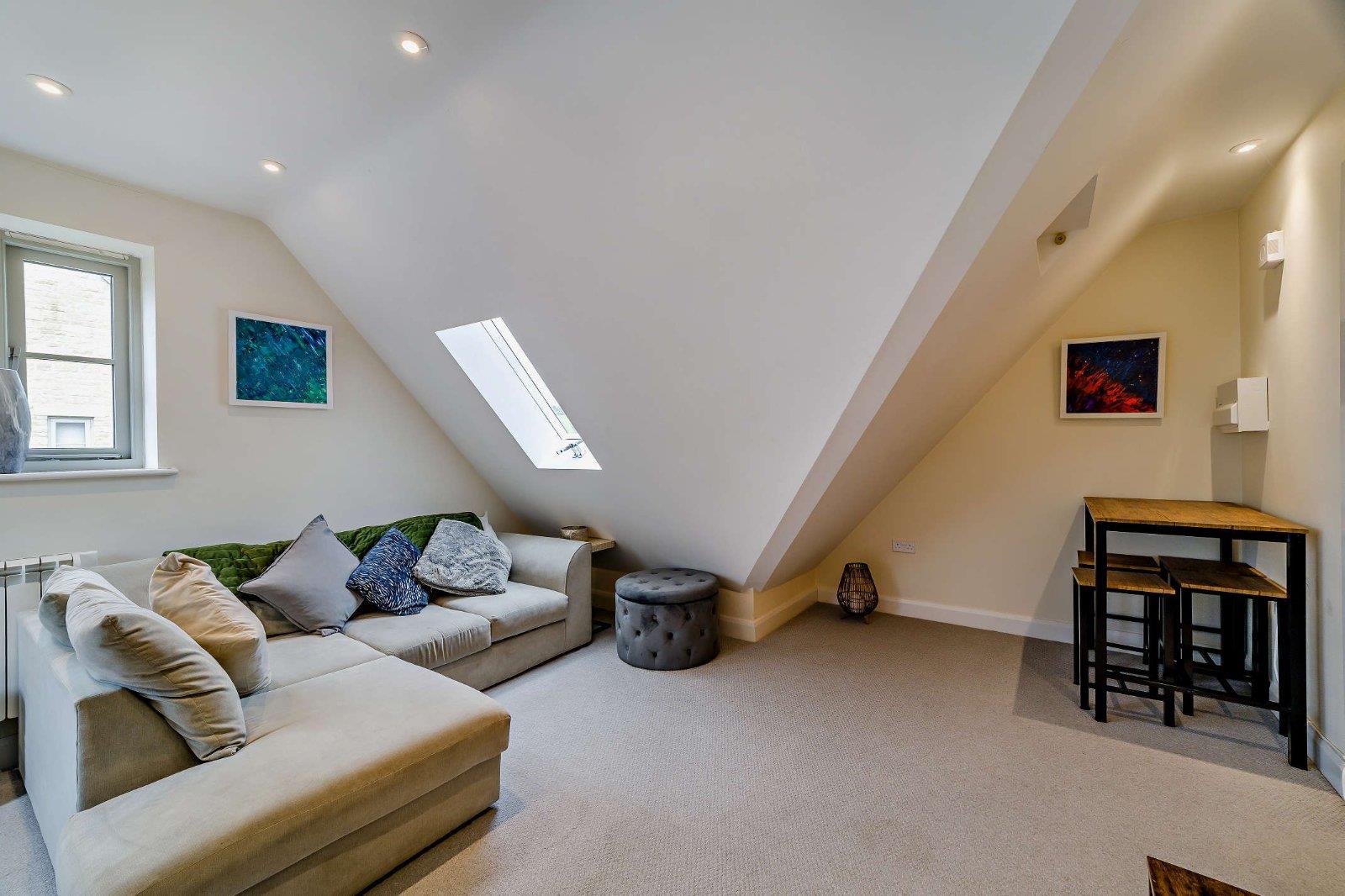 Property Image 0bf39077-3864-4dff-8761-ab0c087c5ea1