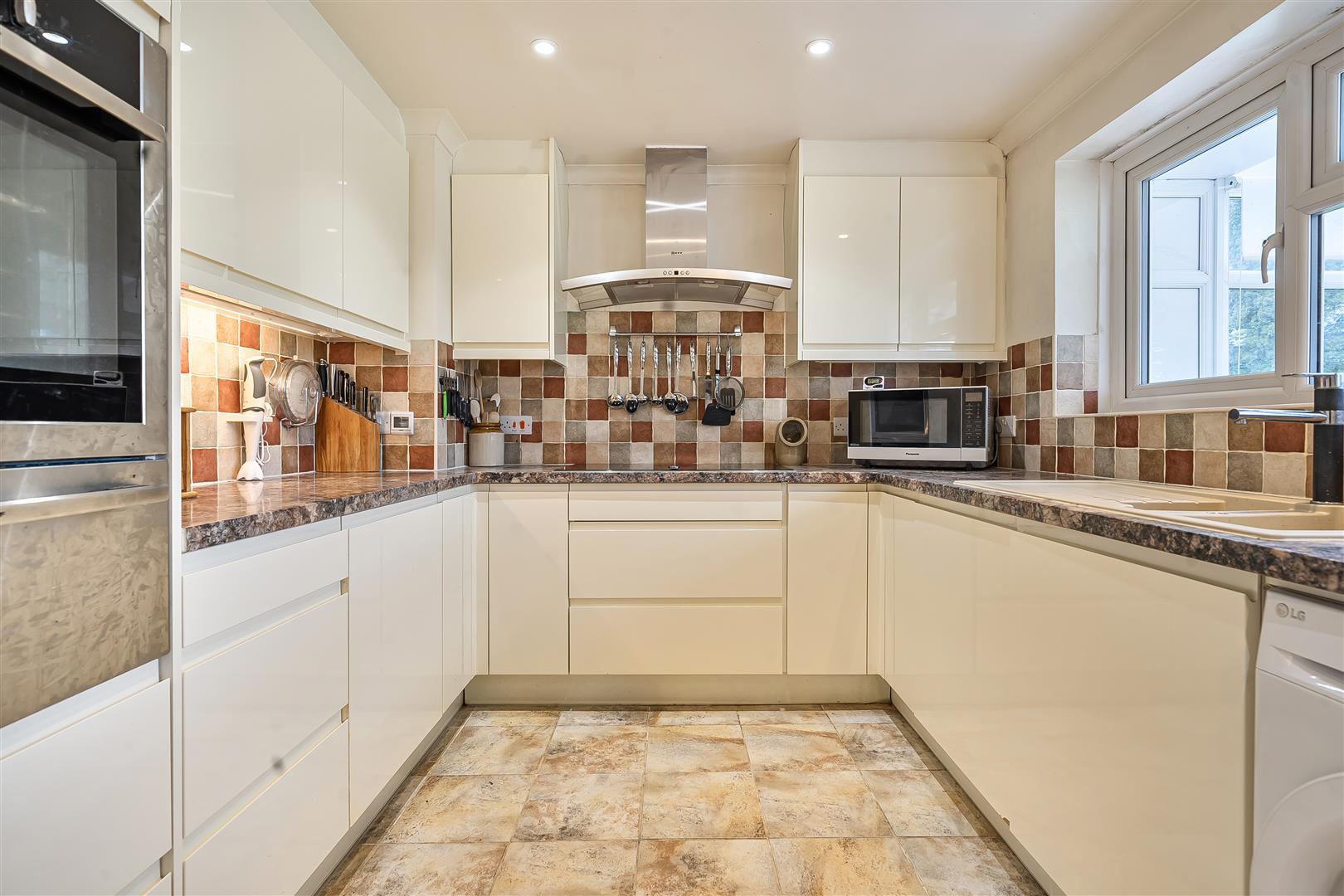 Property Image 0bf766cc-7272-4454-a925-e549ef8fb0a0