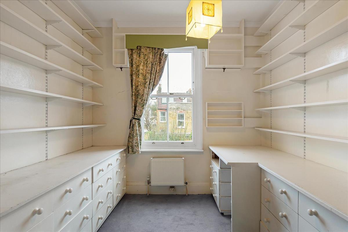 Property Image 0c03e8a5-f93d-41df-81cd-578993b77506