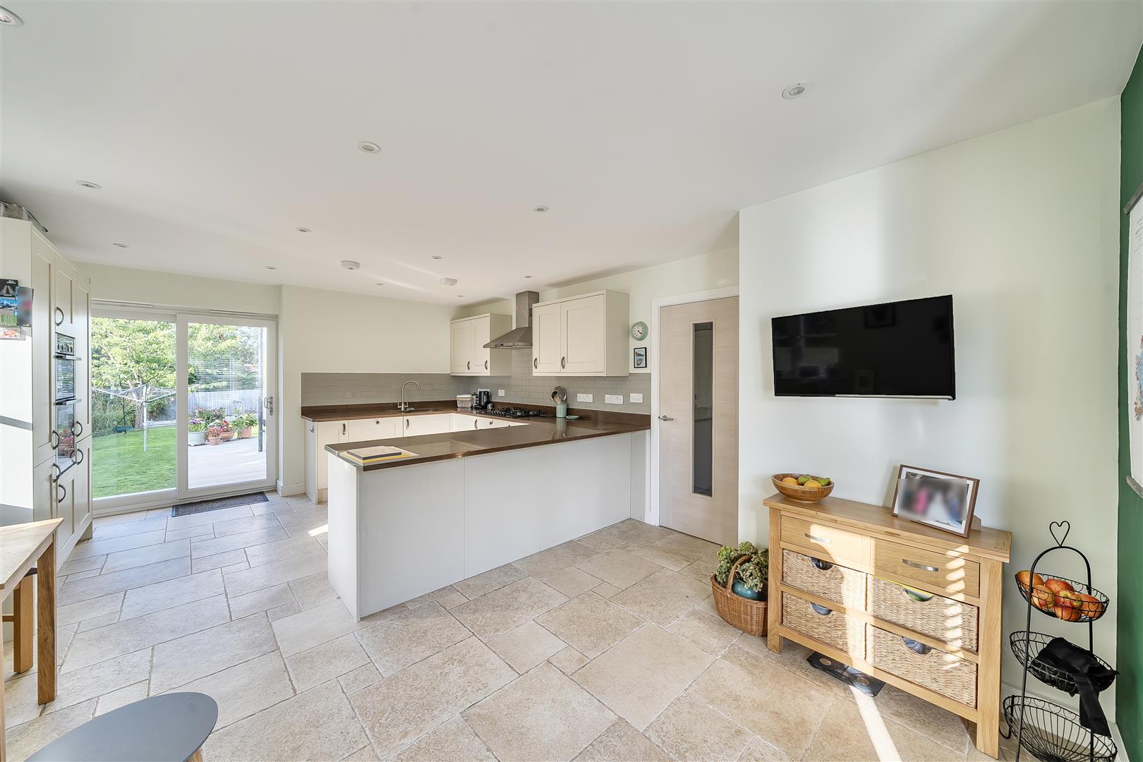 Property Image 0c0b31a2-fb6a-4792-9ce9-065059c0c97f