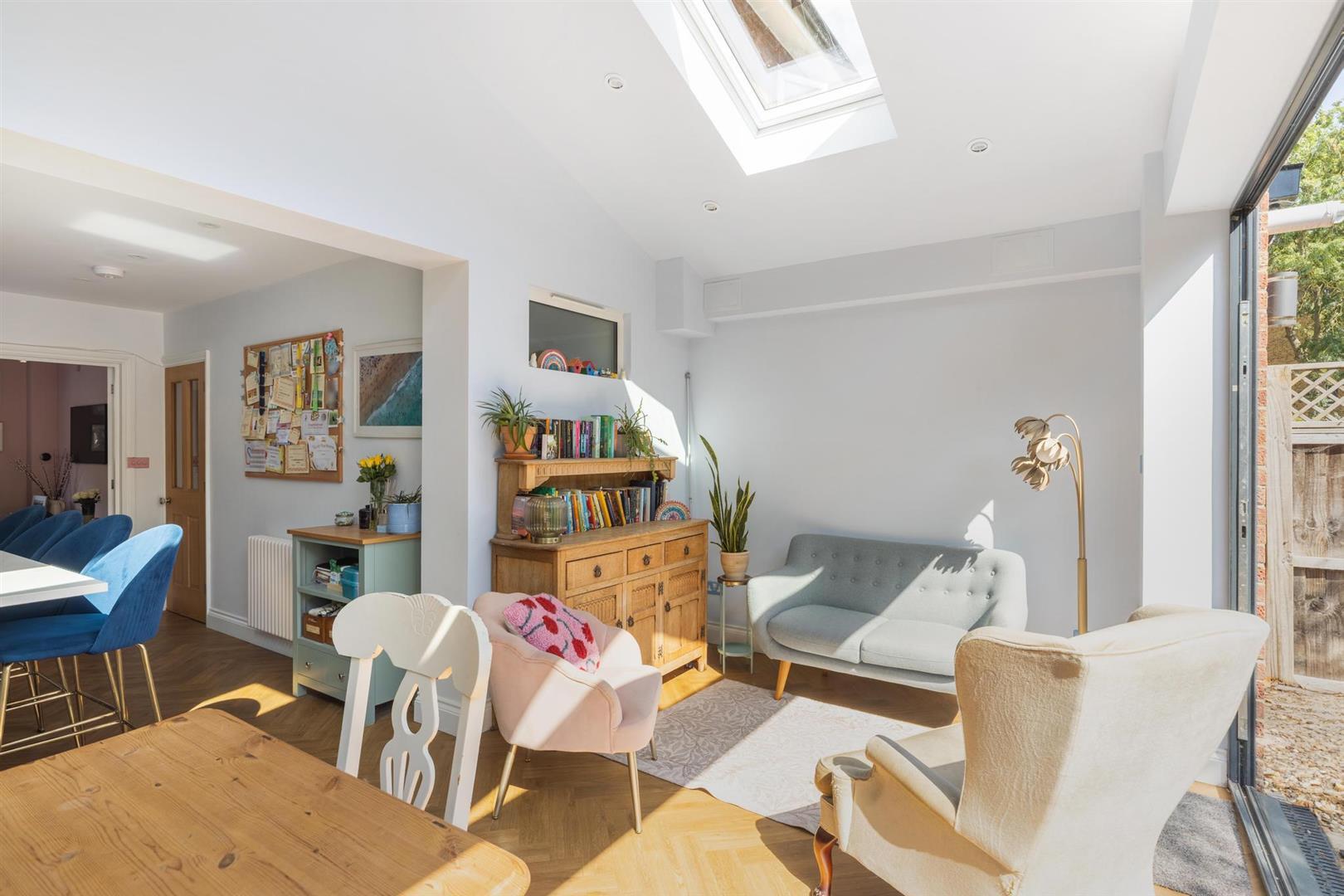 Property Image 0c0f11a3-902f-4863-8d1a-6fb8f5df0112