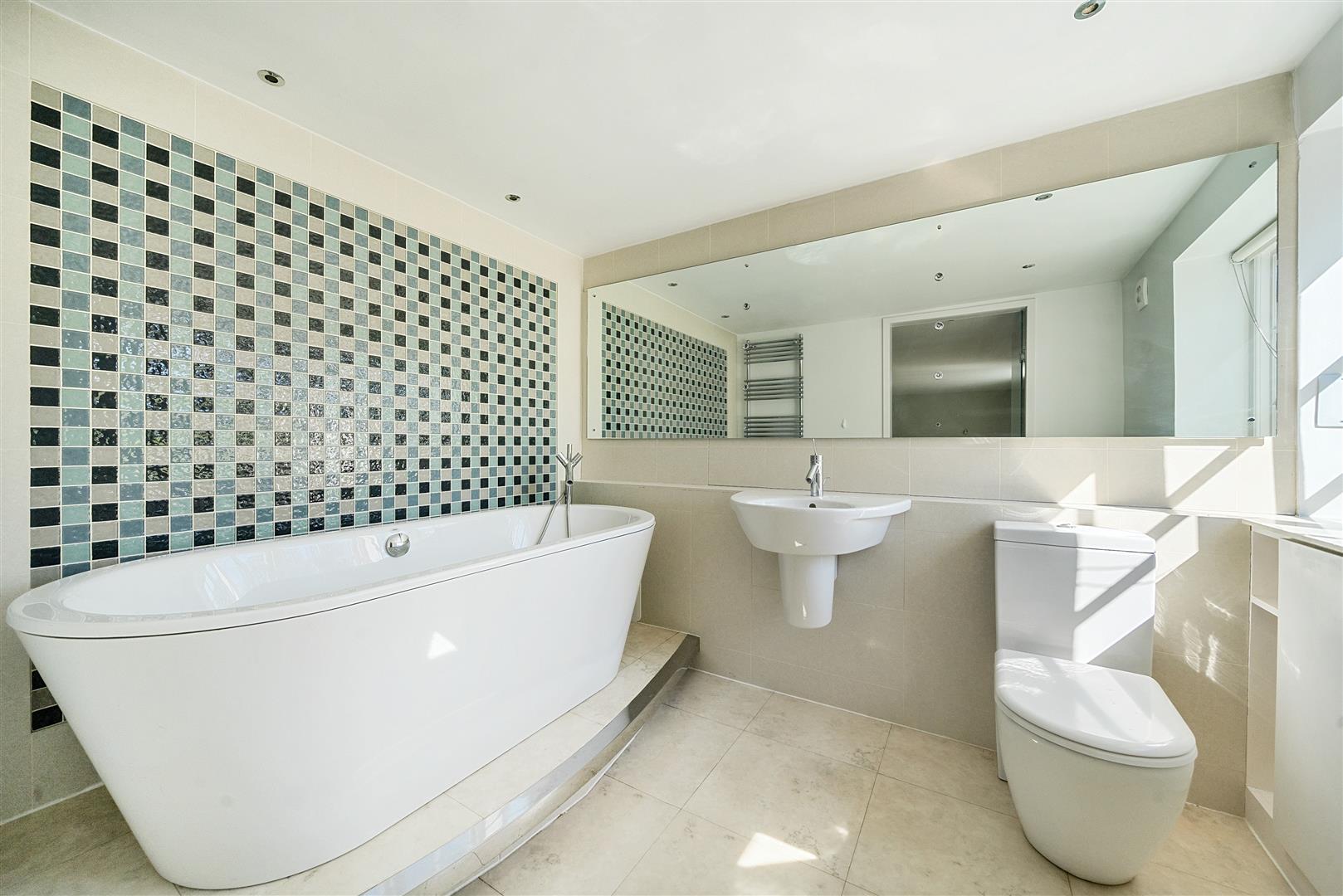 Property Image 0c198b1d-6fae-441f-becb-8d8f2ddd4a79