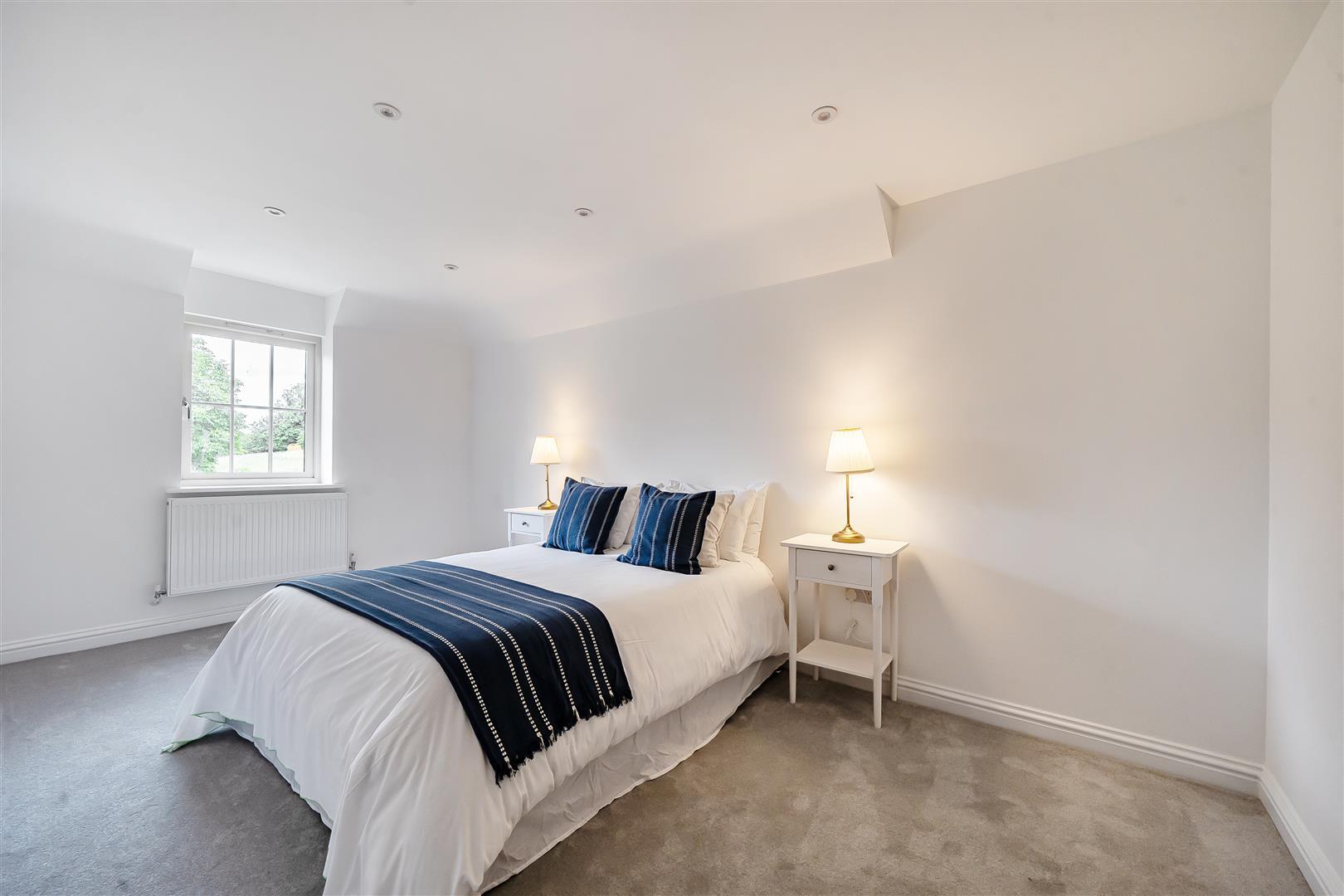 Property Image 0c1fb852-ed90-404e-8609-37259f754c70