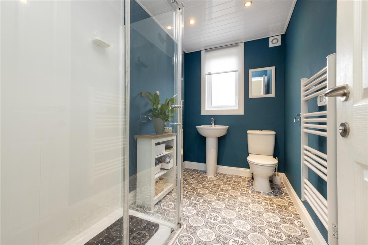 Property Image 0c28ad2a-832f-4d31-8d03-5c9f376d6abc