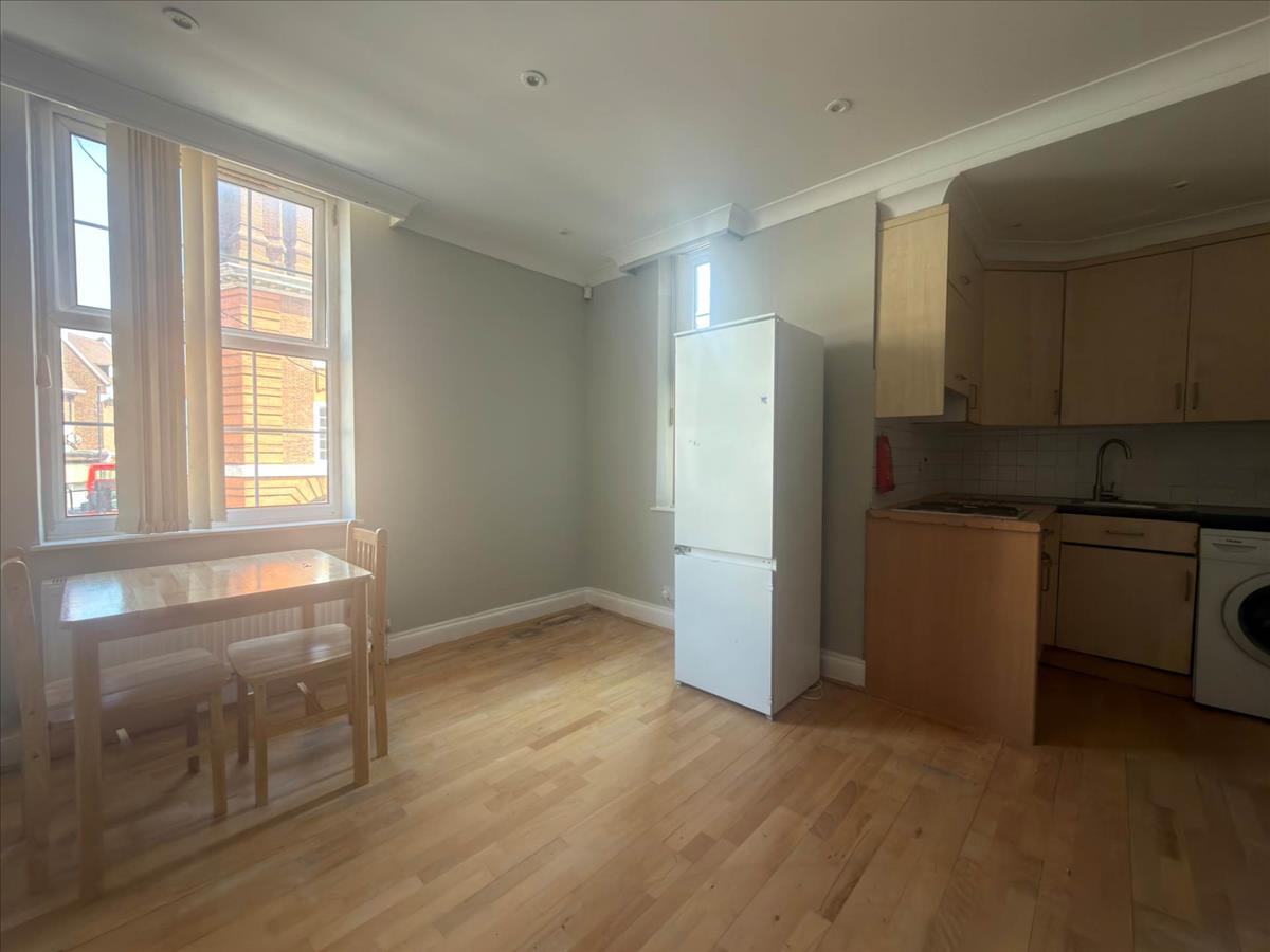 Property Image 0c29c16f-8cf5-4283-99a6-08b9c34ef576