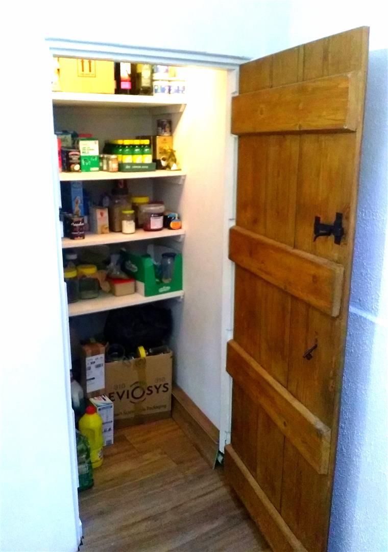 Property Image 0c2a381f-6e68-4cff-a245-bcc80aa03ab4