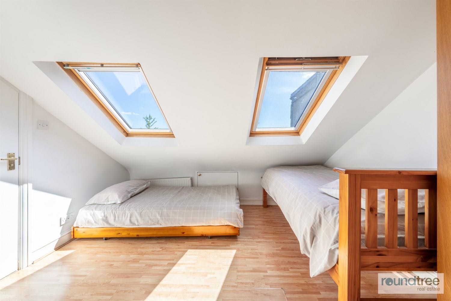 Property Image 0c355628-003e-4781-bf10-b53d7fd8a094