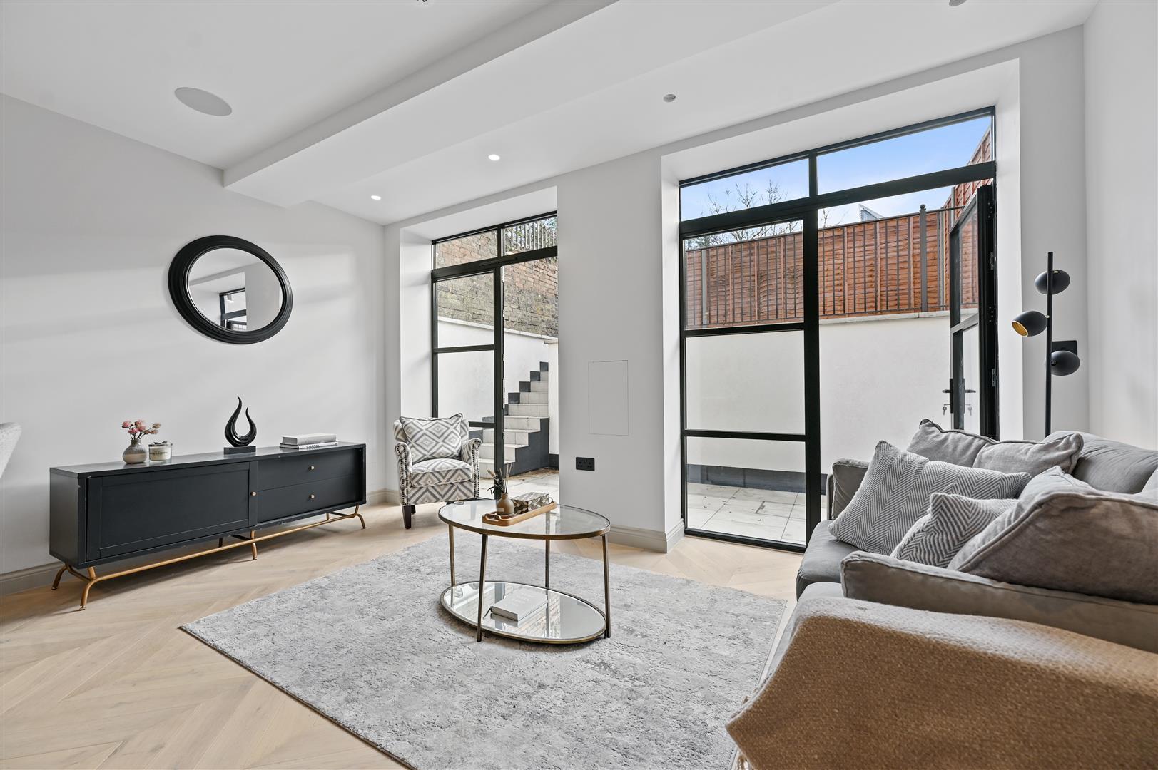 Property Image 0c38a522-7f78-45ca-900c-17a5d0557cf5