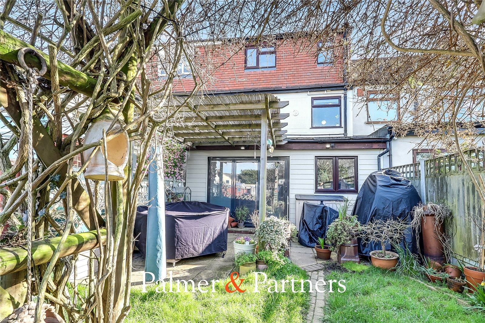 Property Image 0c480653-ea5e-462a-b4e7-118b7b512c46
