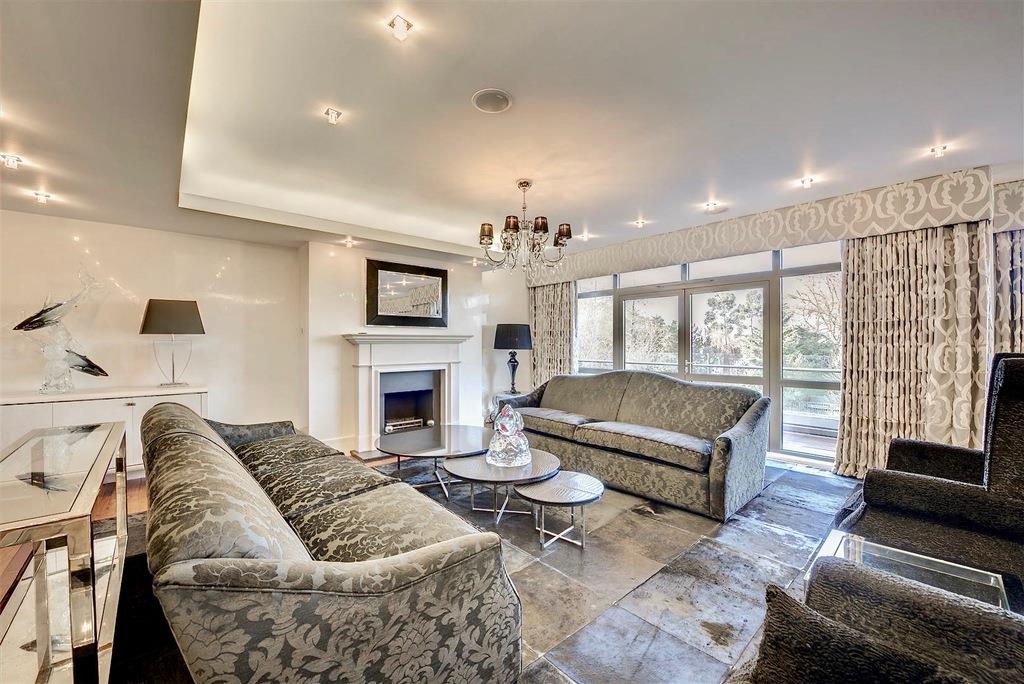 Property Image 0c63f521-fa98-4474-9d3f-542f88e53475