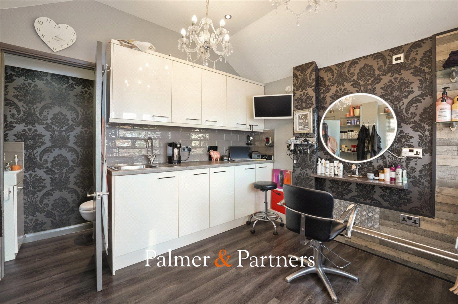 Property Image 0c679a8f-6cf7-4e06-8875-222ec0e34699