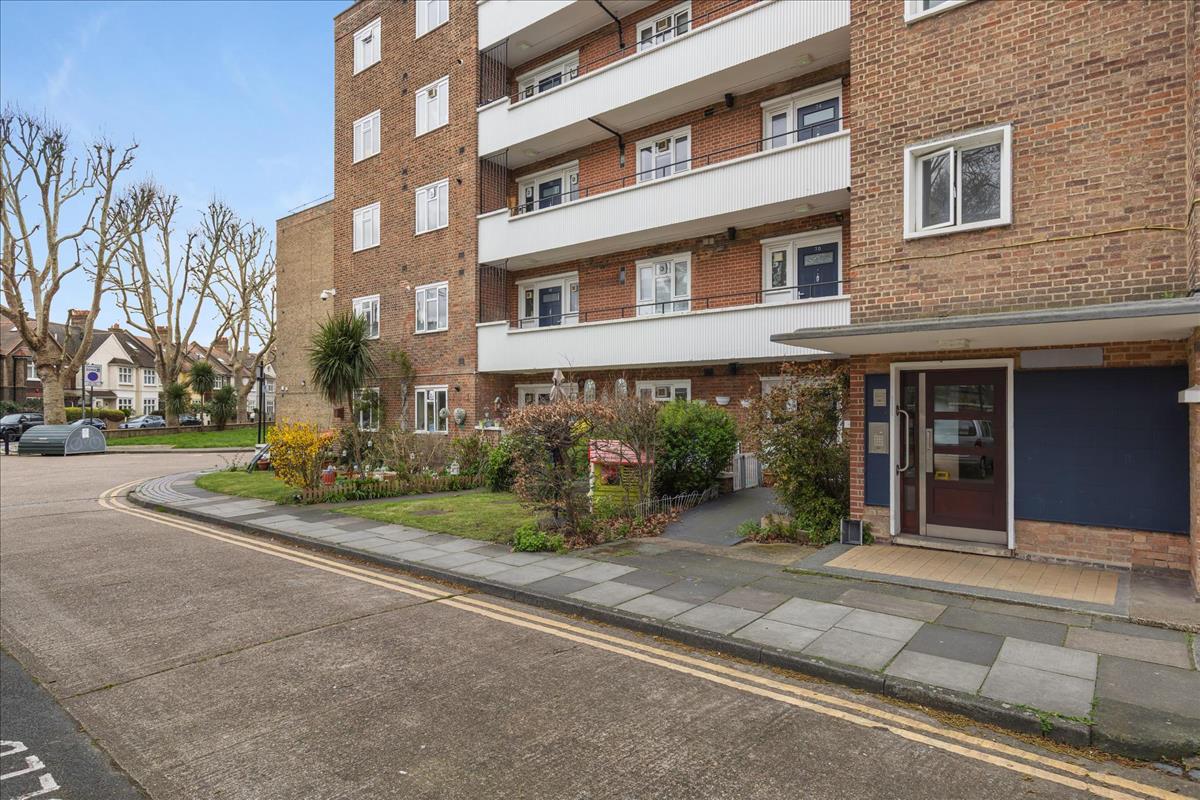 Property Image 0c686df9-a0a7-4857-9e82-034047f78b87