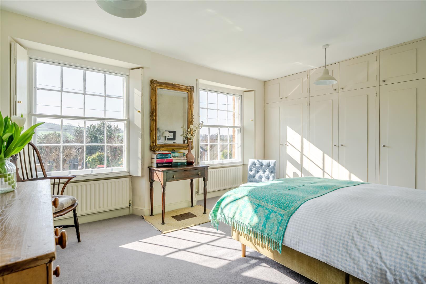 Property Image 0c6bdd8e-53da-41af-9dd0-16798d9910c1