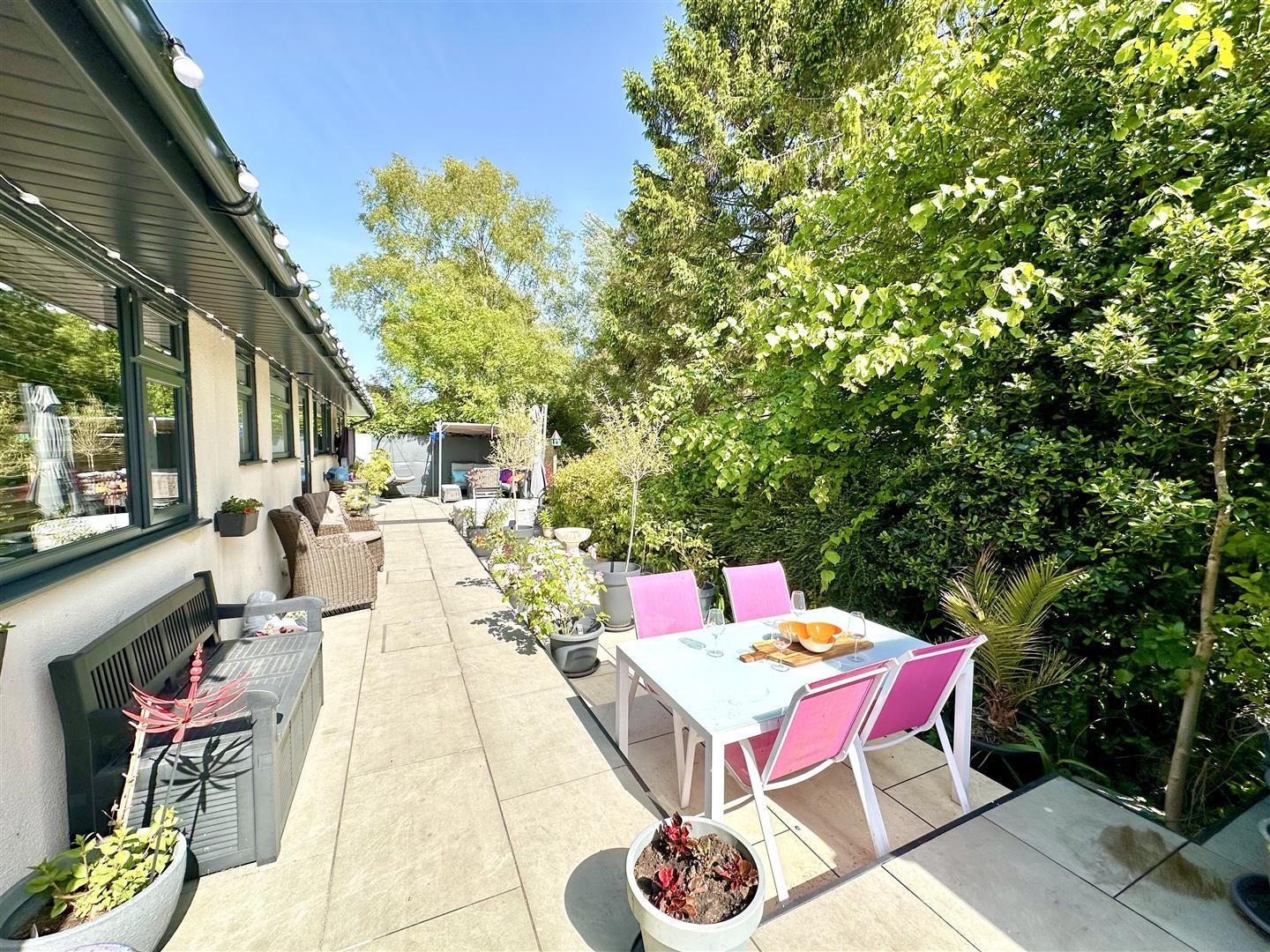 Property Image 0c6d0ce2-c5b8-45c0-b7fd-97d6cf2ed242