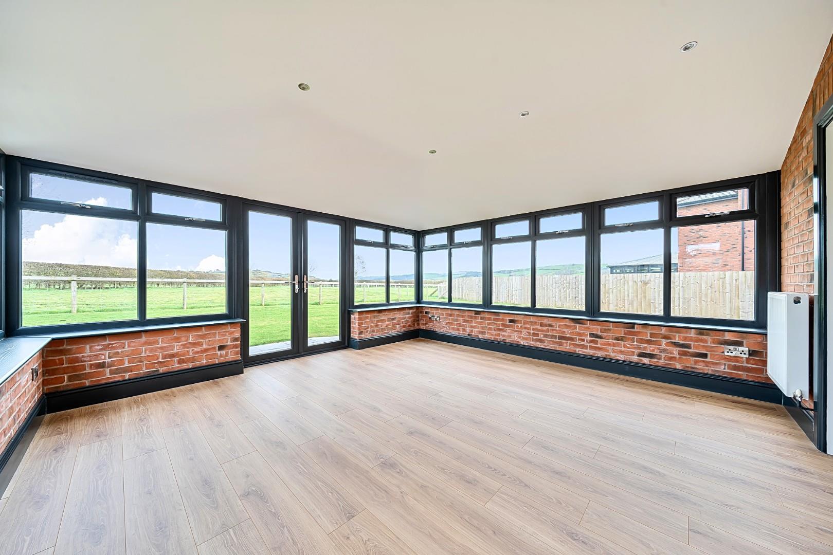 Property Image 0c6d2e0e-06d7-48af-92c9-315c9ecc29fd