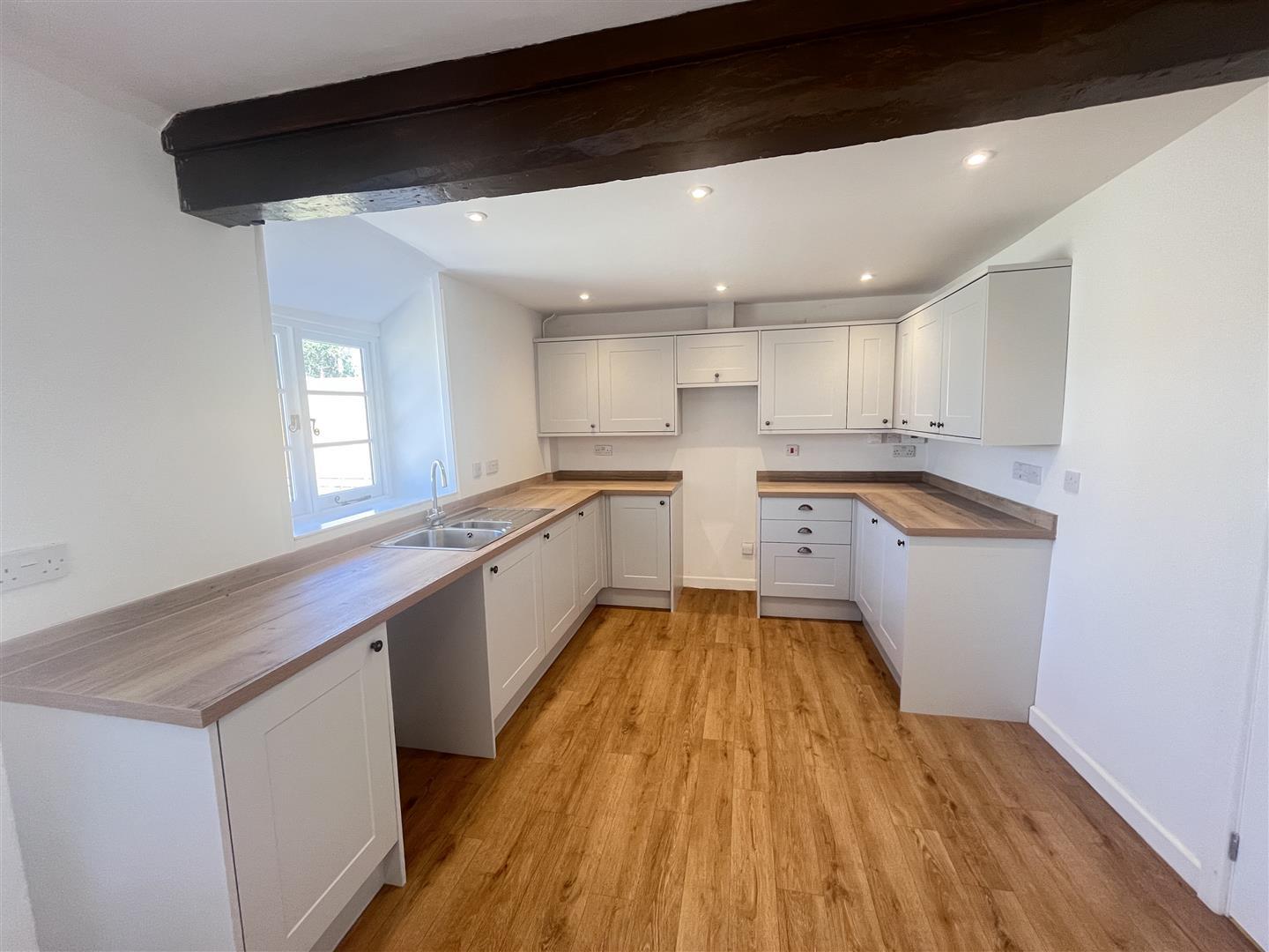 Property Image 0c805ab0-7160-4204-88d3-3858b4b2aa08