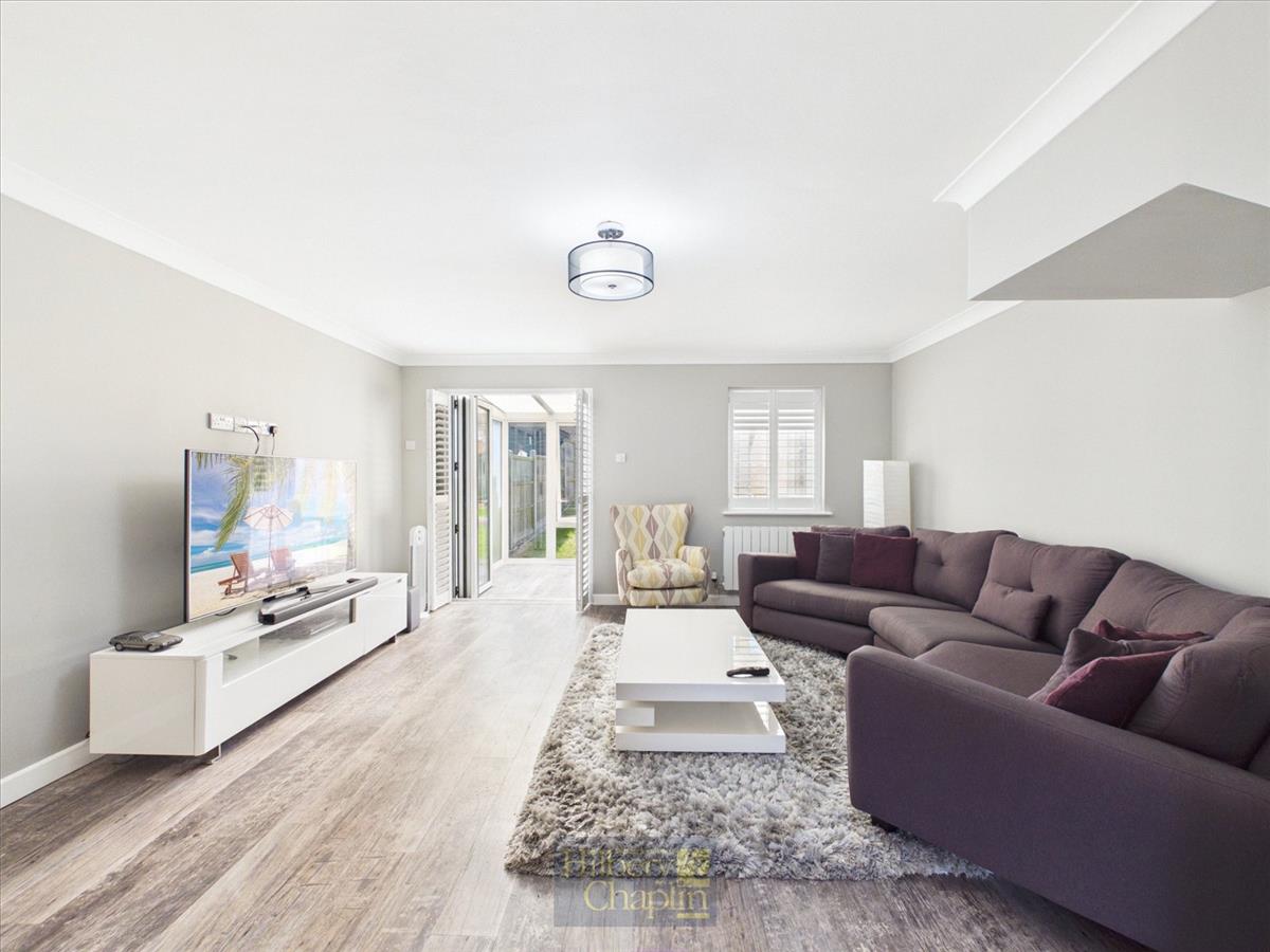 Property Image 0c832908-55bd-4cfd-bc8f-dc28de377f7a