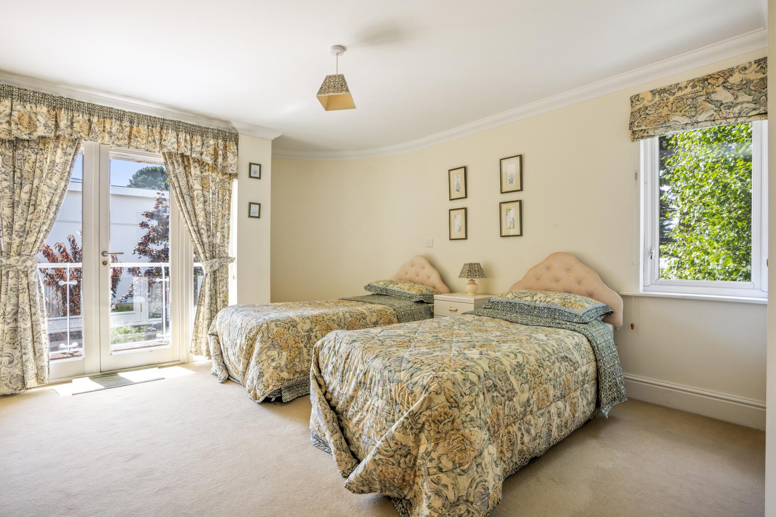 Property Image 0c89a08f-220d-424d-9409-c8c203847599