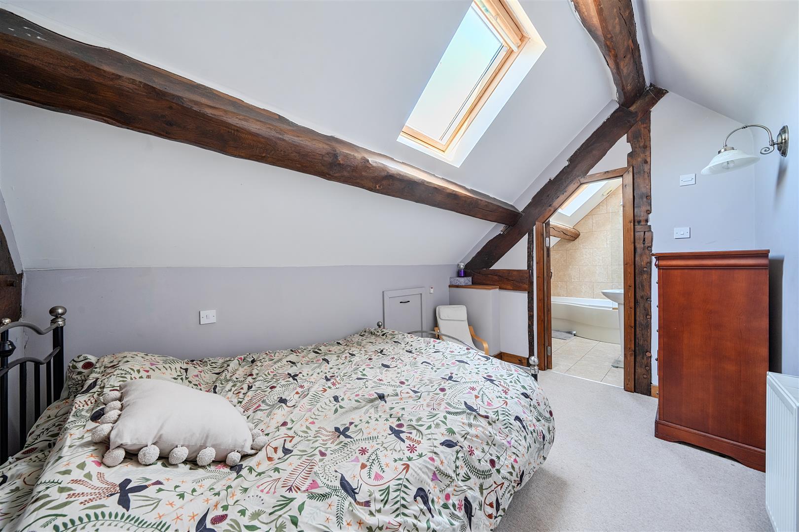 Property Image 0c8c2c90-f4ad-44be-9adf-7420c22604e9