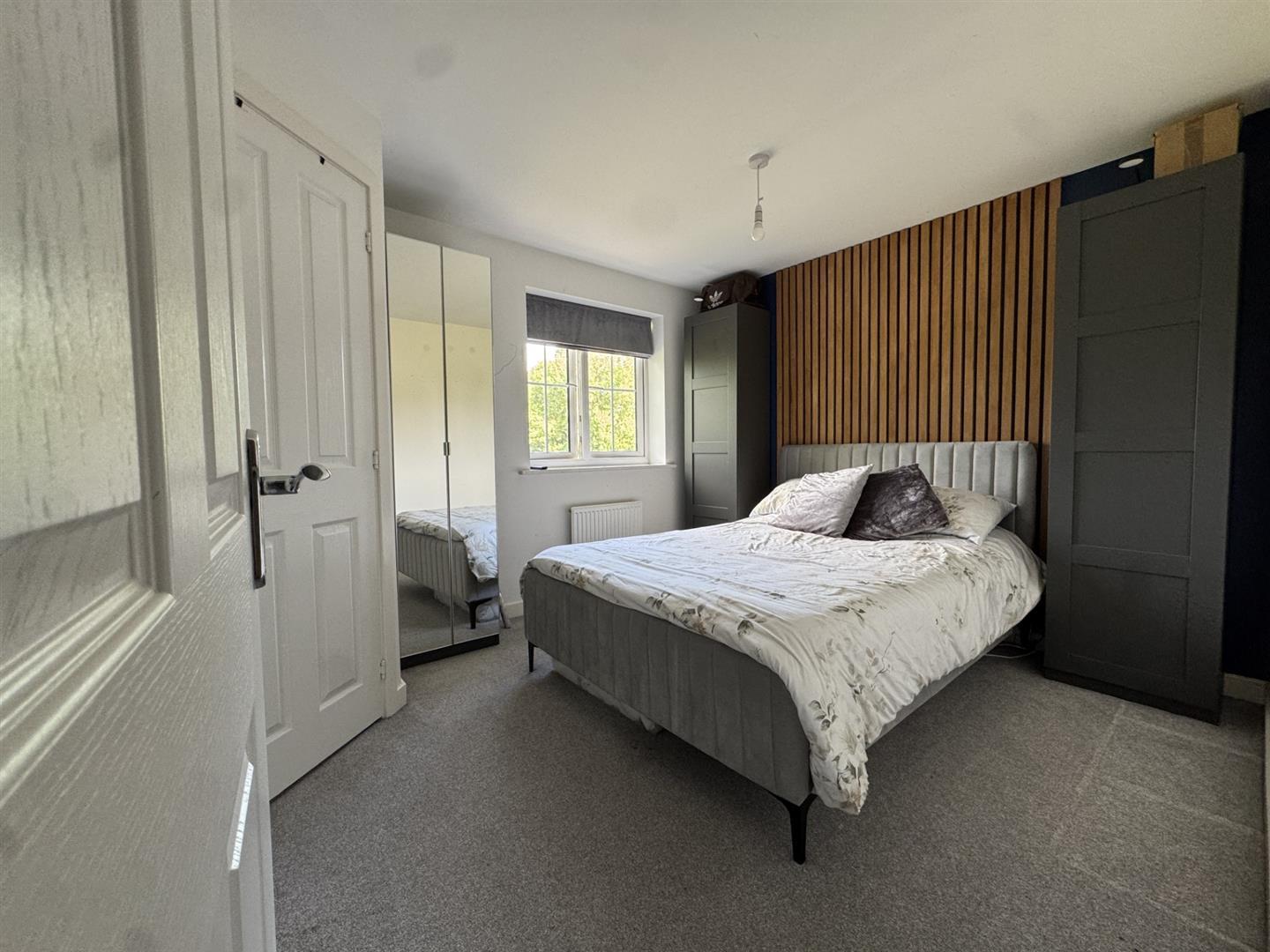 Property Image 0c8cb1e1-cade-4e2d-88e4-e3ff8e273453