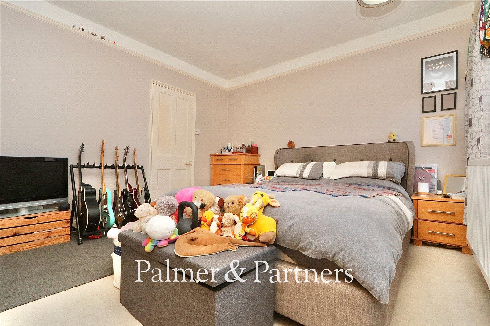 Property Image 0c9123d8-696f-430c-87e1-54febb218372
