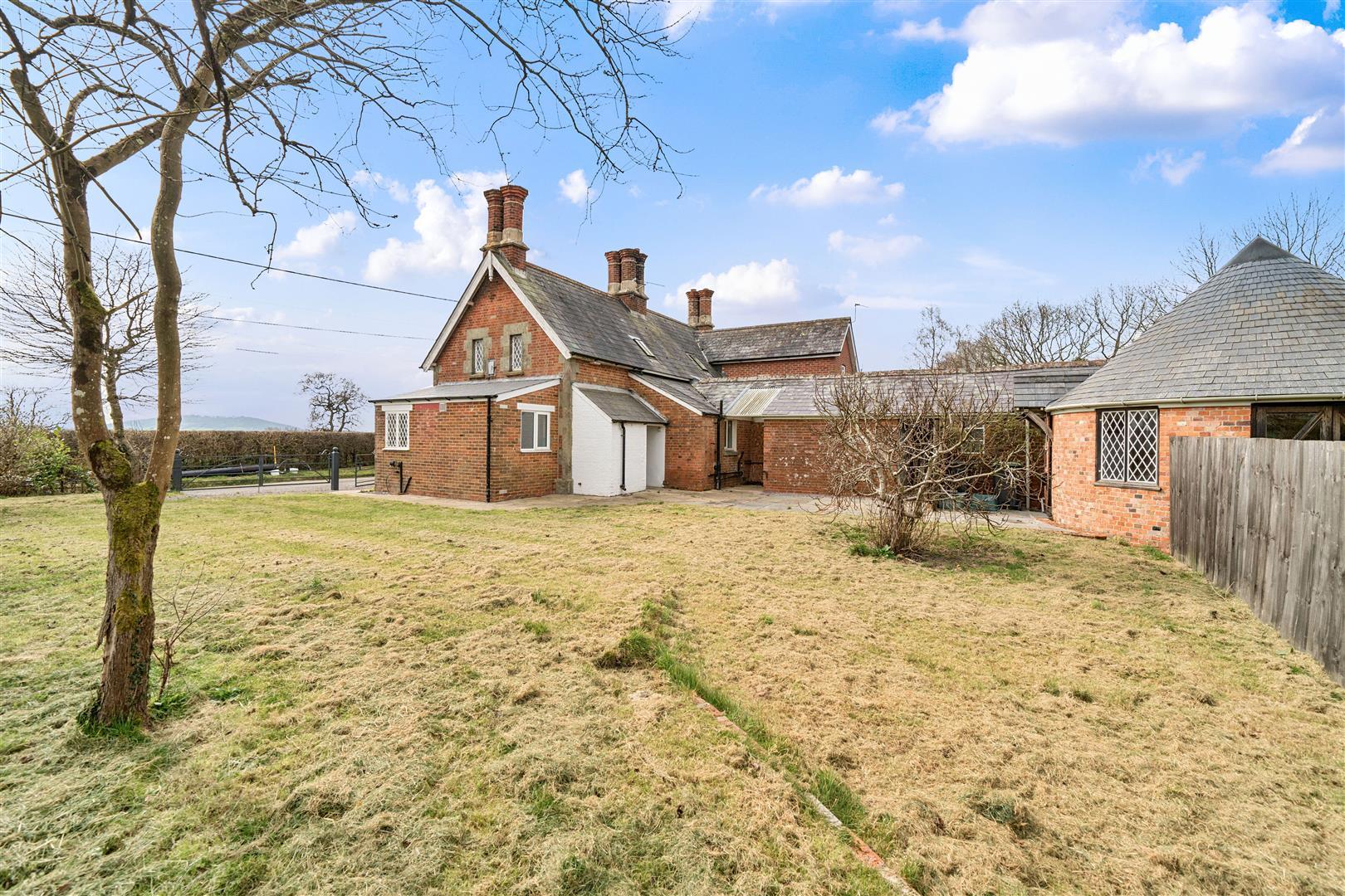 Property Image 0c97971b-1983-4069-ba11-a272673a8a7e