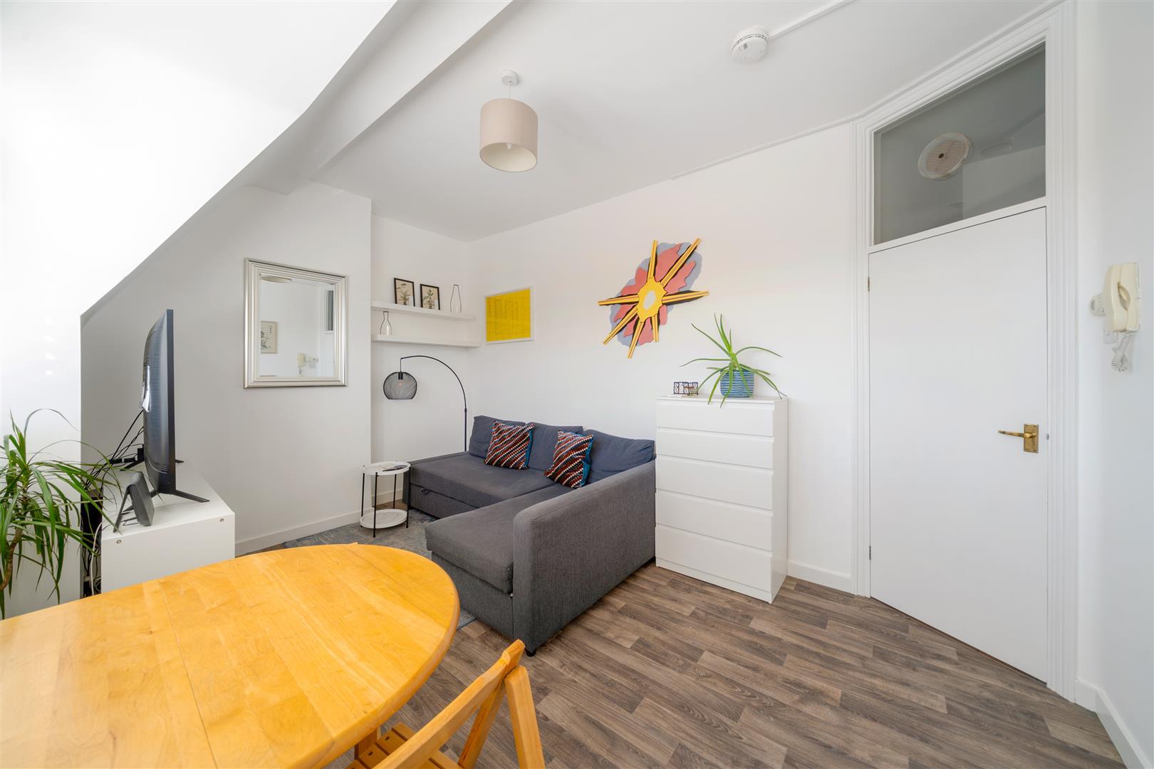 Property Image 0c9fe17c-53ef-419a-8762-4b0d5459898b