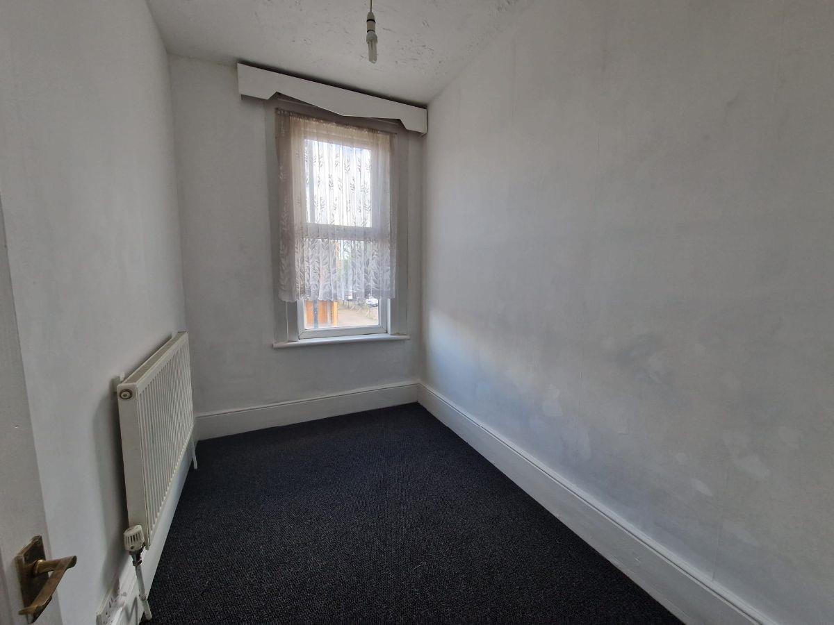 Property Image 0ca1f91a-52c7-47fc-9480-b0f7d9cbdc2b