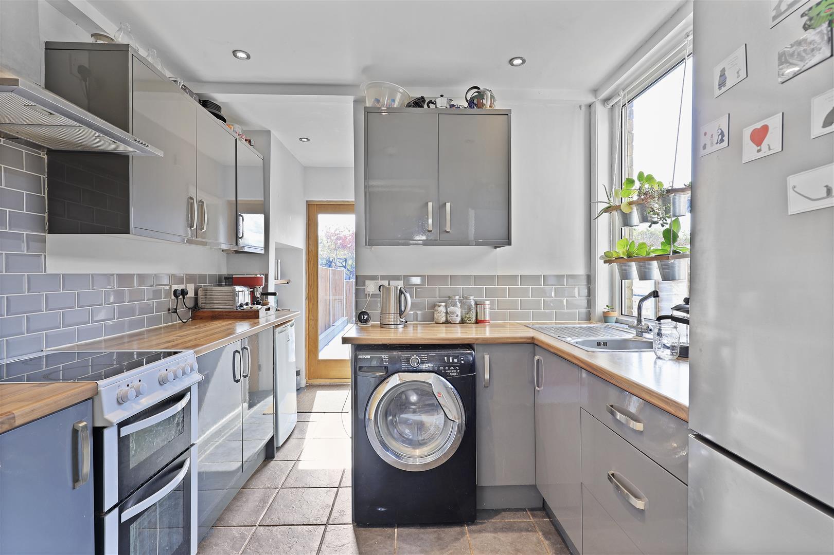 Property Image 0cb36b45-2880-40c5-86d1-f07ea63afeb4