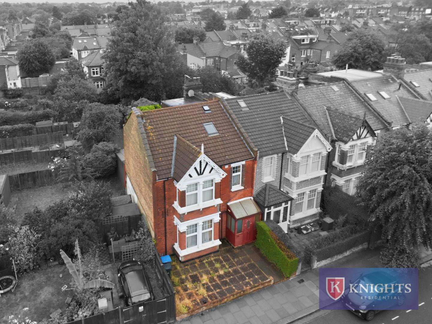 Property Image 0cb39aa0-67a2-40ee-acc4-2d4c563eeaaa